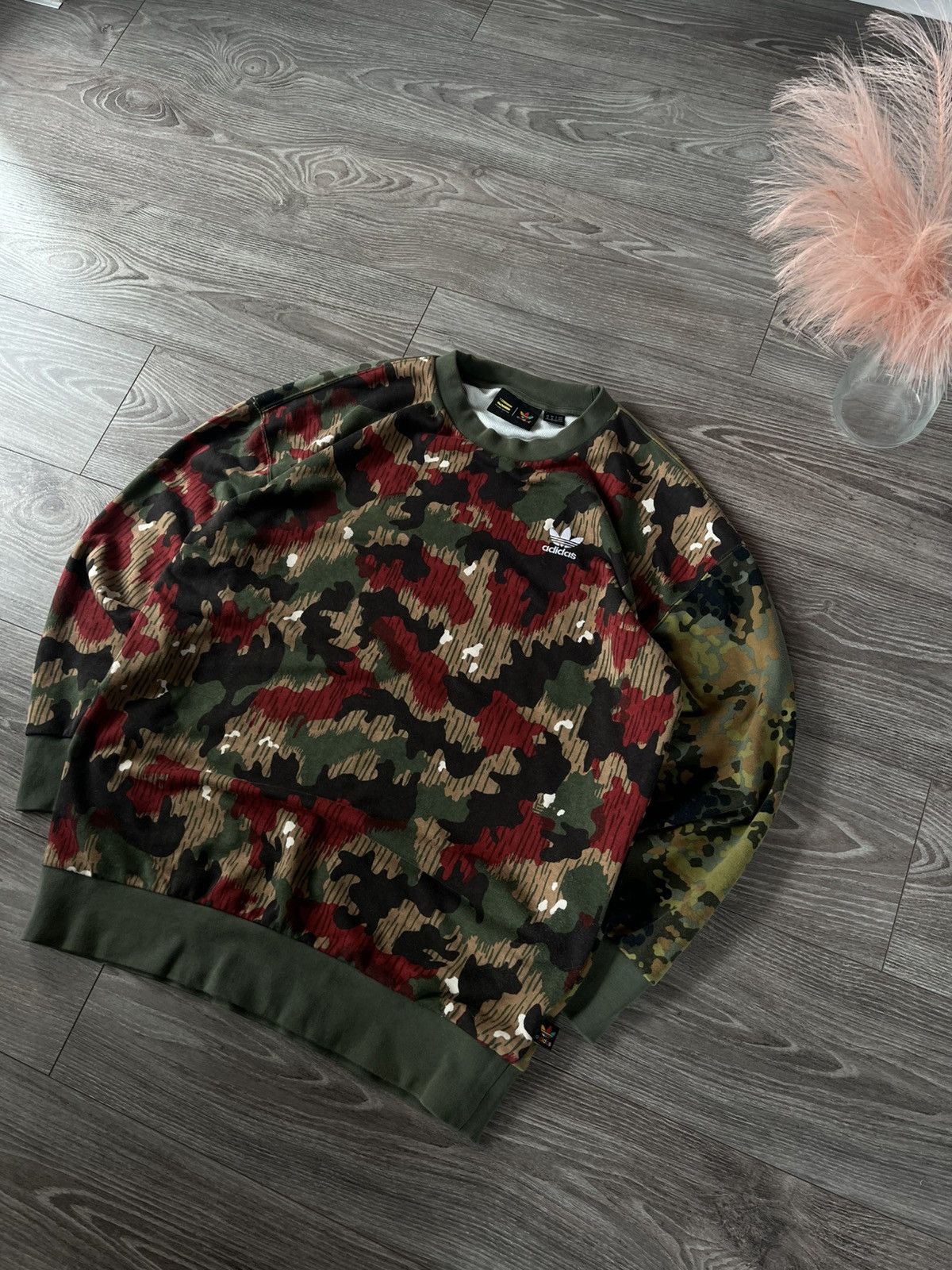Adidas × Designer × Pharrell ‼️Archival Adidas x Pharrell Williams Hu Knit Camo Sweatshirt Size US M / EU 48-50 / 2 - 5 Thumbnail