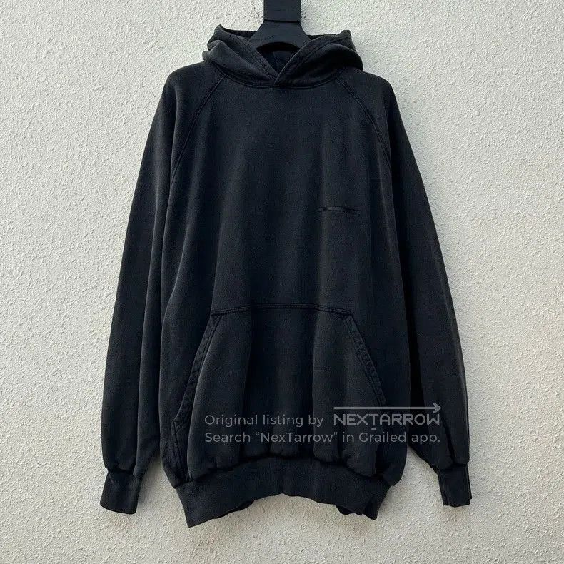 Balenciaga Balenciaga Logo Washed Gray Hoodie. Size US S / EU 44-46 / 1 - 1 Thumbnail