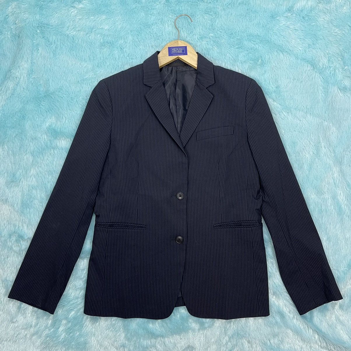 Uniqlo Uniqlo Pinstripe Blazer Size M / US 6-8 / IT 42-44 - 1 Thumbnail