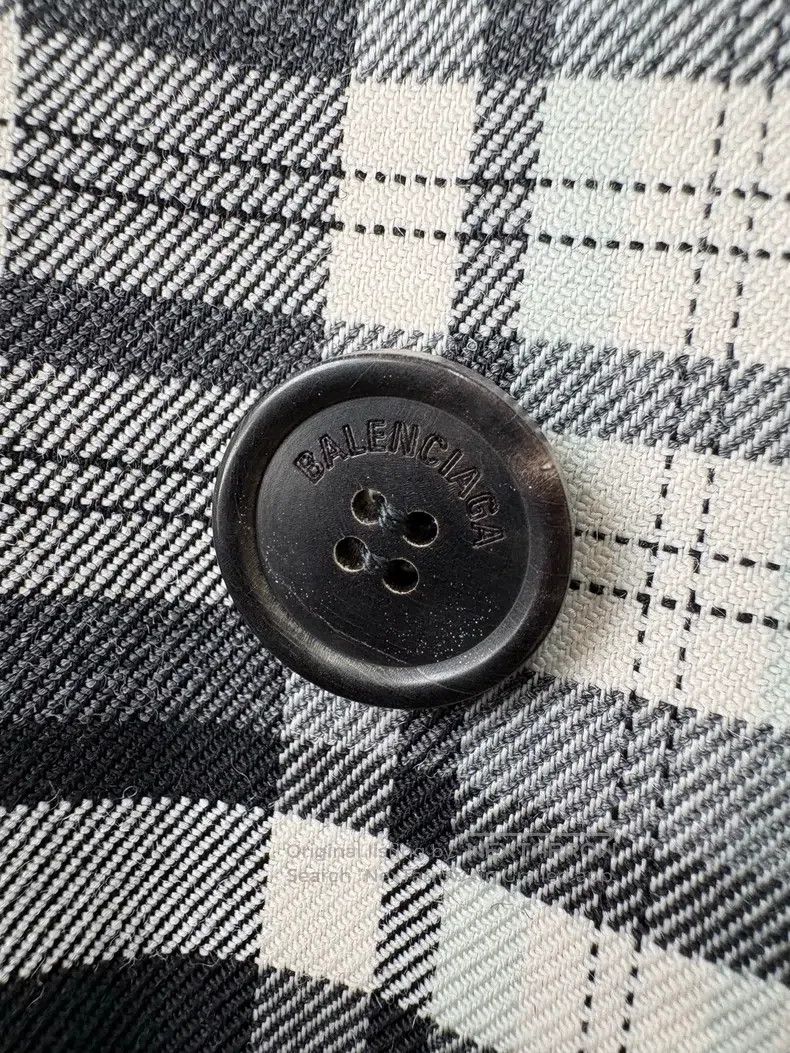 Balenciaga Balenciaga Black and White Plaid Double-Breasted Classic T Size XS / US 0-2 / IT 36-38 - 4 Thumbnail