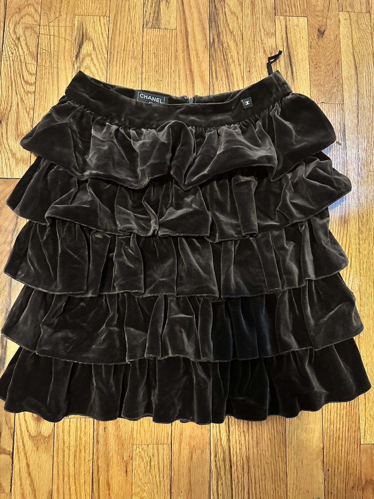 Chanel Vintage Fall 2001 CHANEL Velvet Skirt Size 27" / US 4 / IT 40 - 1 Thumbnail