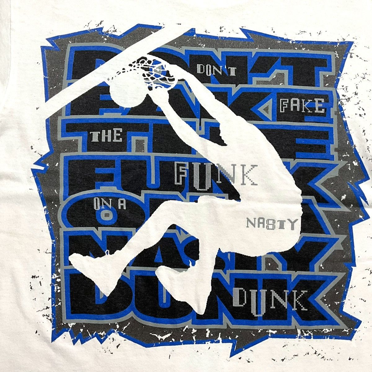 Reebok OG 90s Reebok SHAQ "Don’t Fake The Funk On A Nasty Dunk" TEE Size US M / EU 48-50 / 2 - 8 Thumbnail