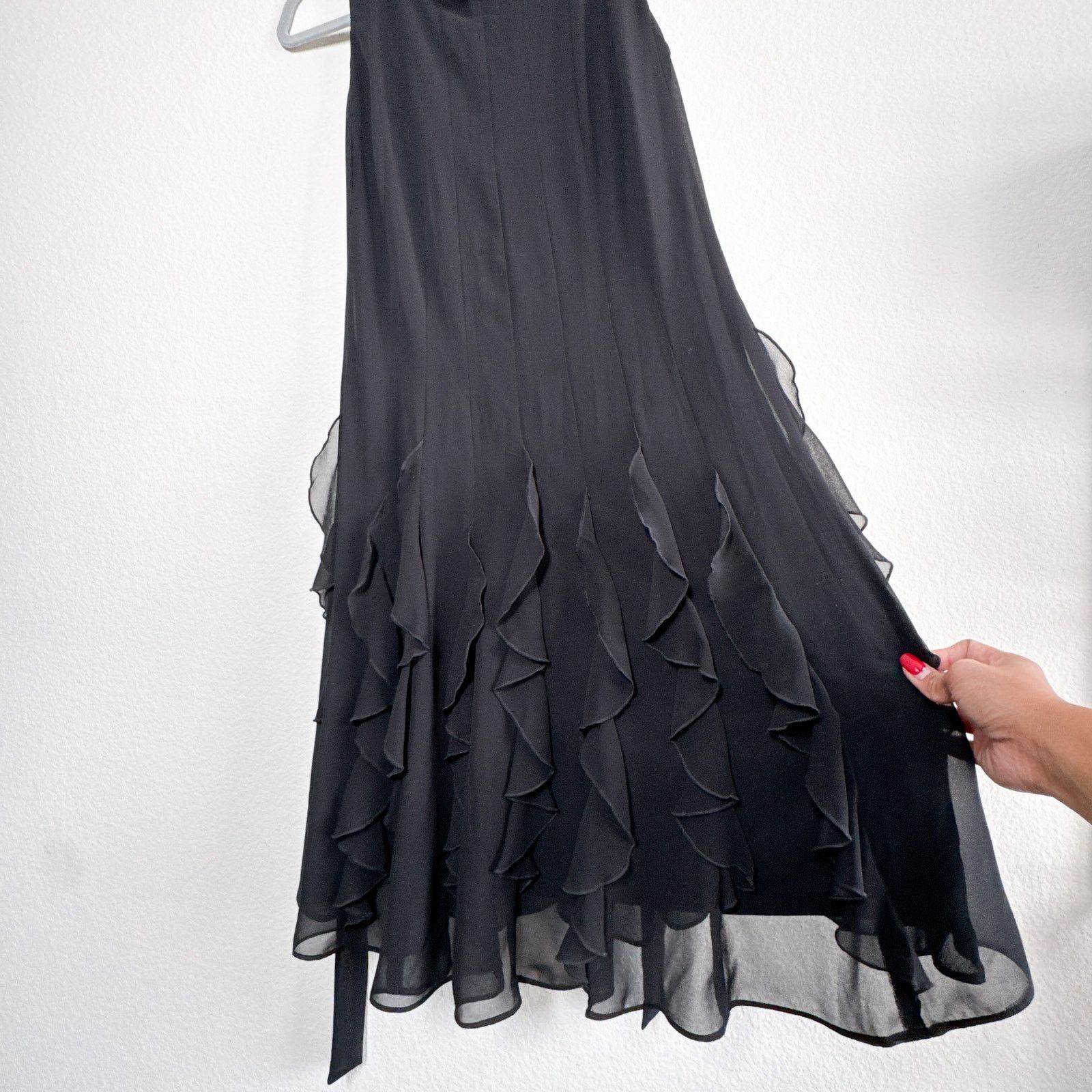 Evan Picone Vintage Evan Picone Black Chiffon Ruffle Fit & Flare Dress 4 Size S / US 4 / IT 40 - 5 Thumbnail