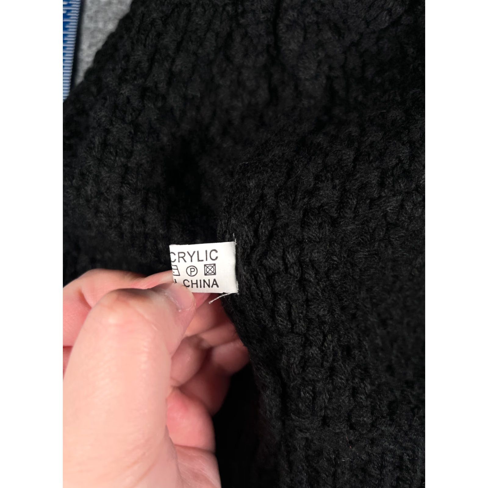 Vintage Cloie Beanie Hat Womens One Size Black 100% Acrylic Knit Ski Outdoors Logo Outdoor Beanie Size ONE SIZE - 8 Thumbnail