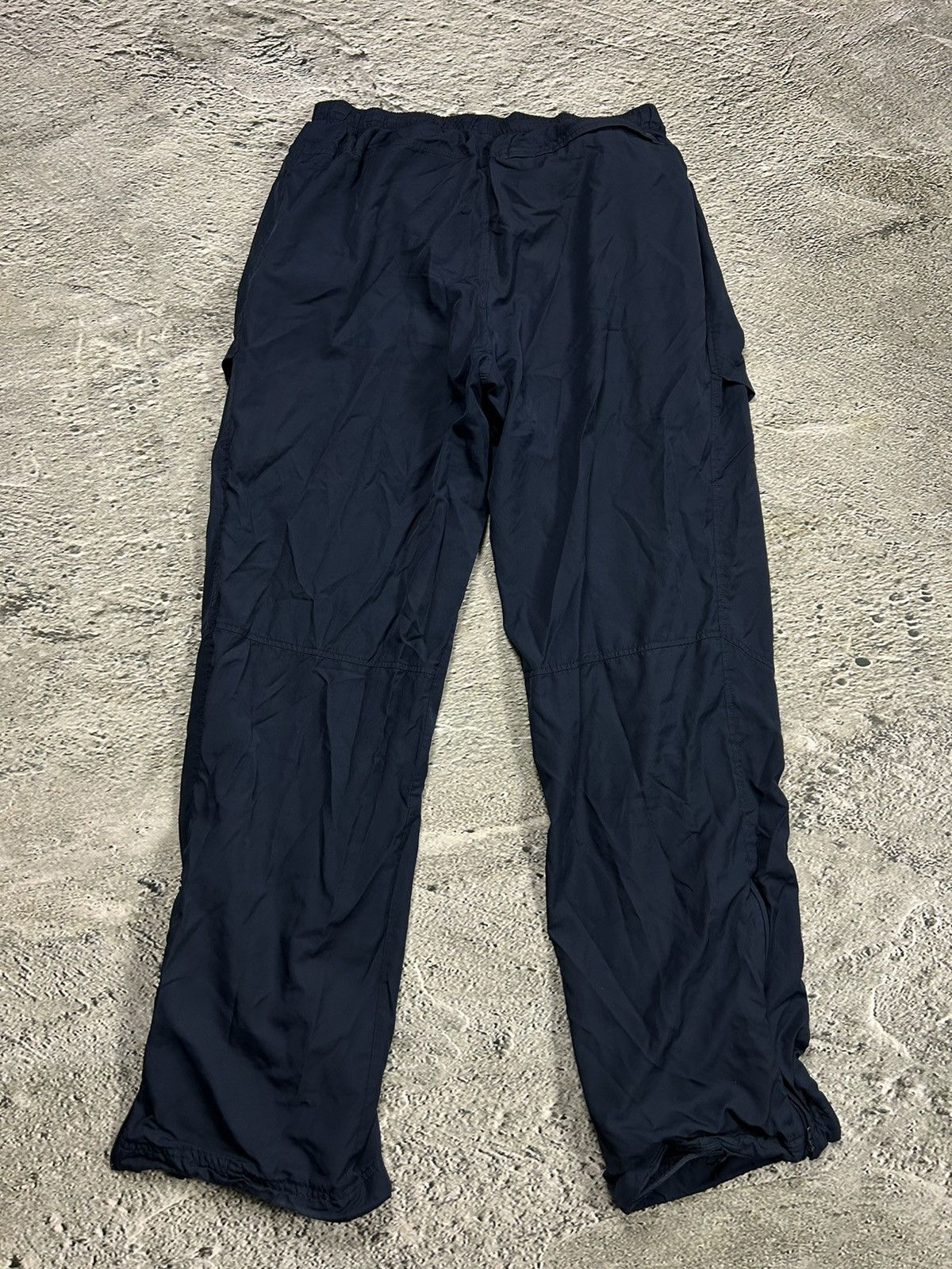 Nike × Vintage Nike vintage navy track pants small swoosh nylon parachute Size US 30 / EU 46 - 7 Thumbnail