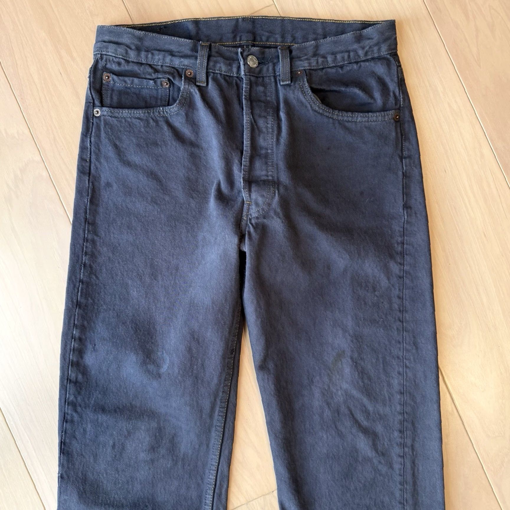 Levi's VINTAGE Levi's 501 Jeans 30 Purple Straight Leg 90s Denim Workwear Non Selvedge Mens Jeans 501 Series Cowboy Southwestern USA Western 90s Size US 30 / EU 46 - 3 Thumbnail