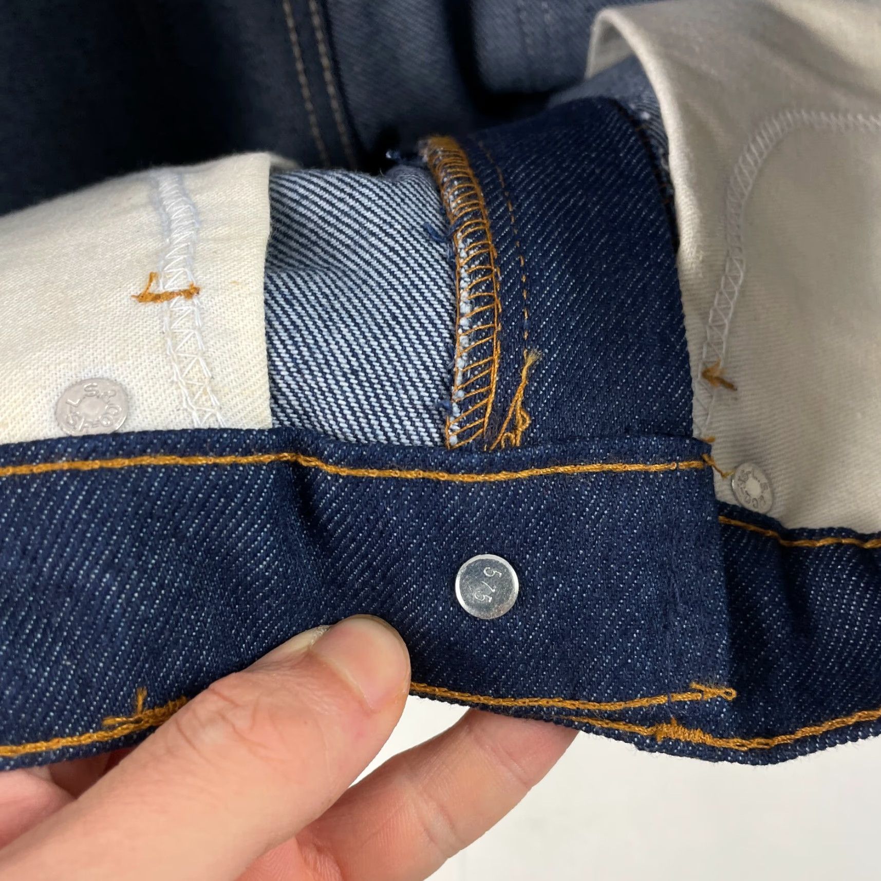 Levi's VINTAGE Levi's 508 Jeans Mens 32 x 30 Blue Orange Tab Straight Leg Denim 70s USA Mens Jeans Size US 32 / EU 48 - 7 Thumbnail