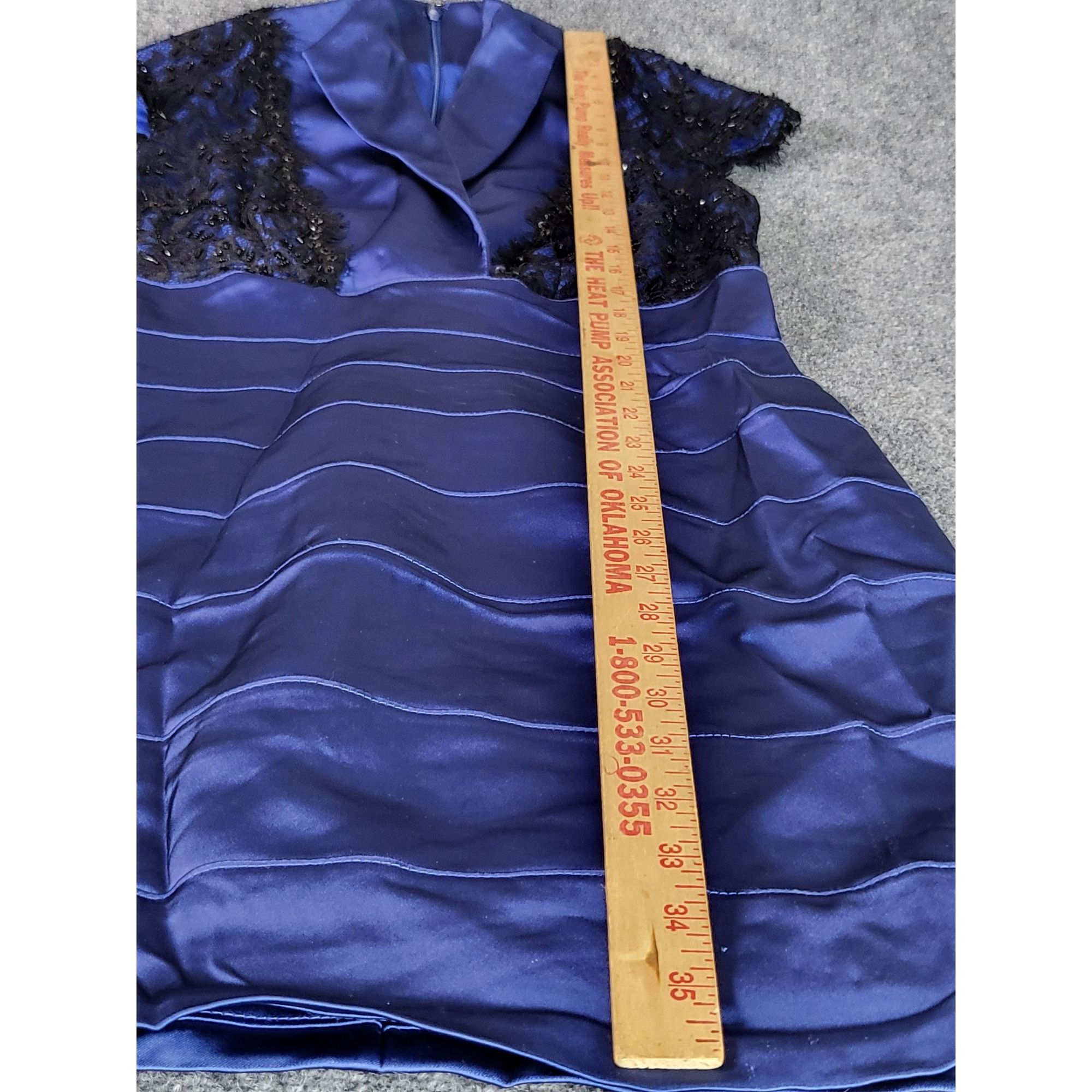 Tadashi Shoji Vintage Tadashi Shoji Lace Shift Dress Women Sz 12 Blue Blac Size XL / US 12-14 / IT 48-50 - 4 Thumbnail