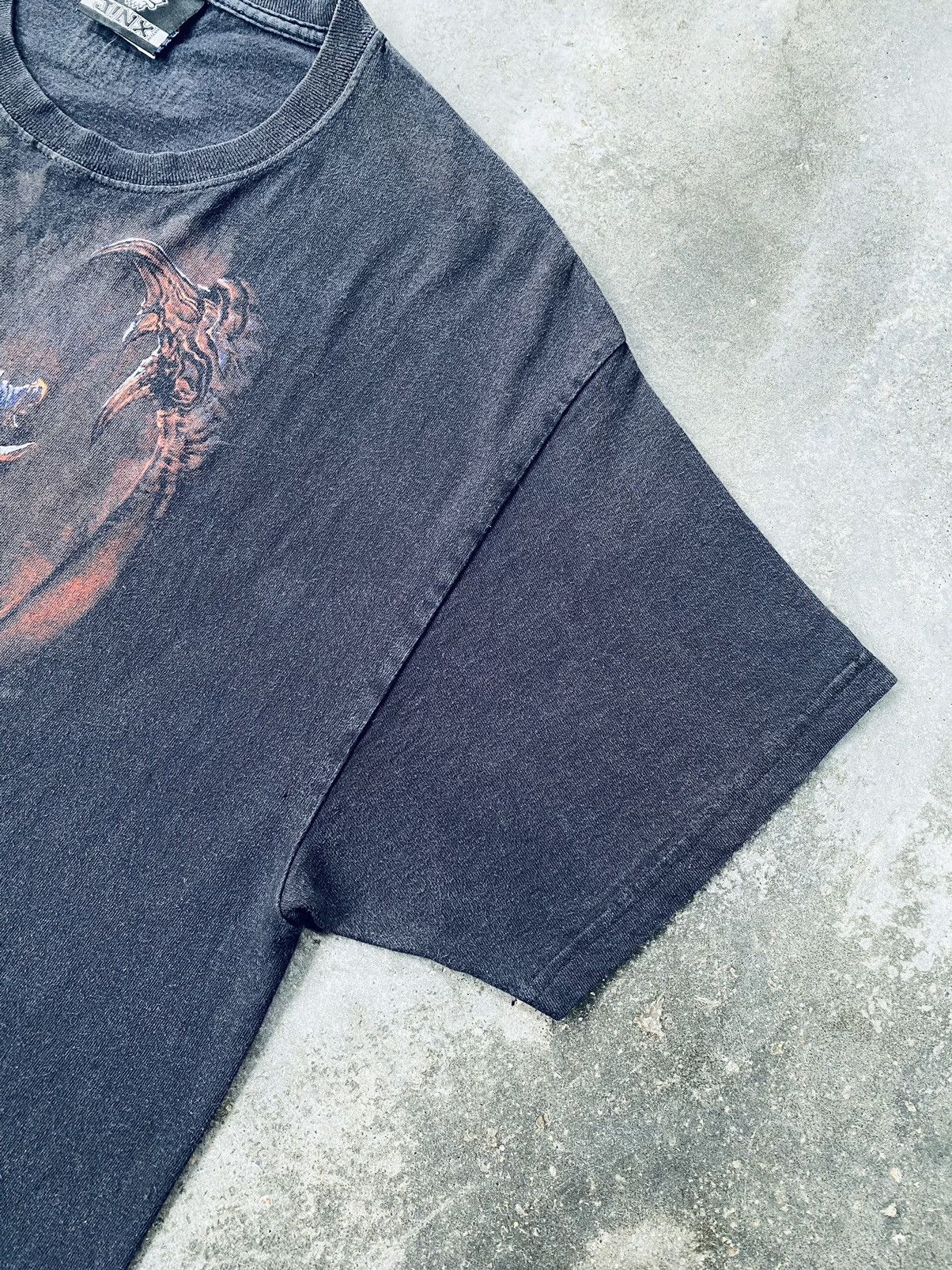 Vintage Vintage Anime Game World Of Warcraft Distressed Tees Size US L / EU 52-54 / 3 - 8 Thumbnail
