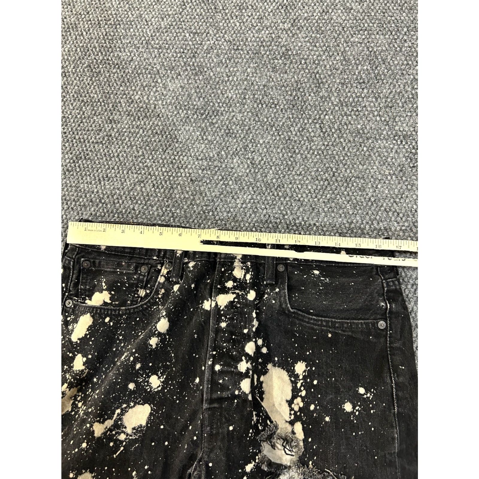 Levi's Levi's 501 Jeans Mens W34 L34 Black Distressed Splatter 5-Pocket Regular Fit Straight Vintage: No (Levi's) Size US 34 / EU 50 - 4 Thumbnail