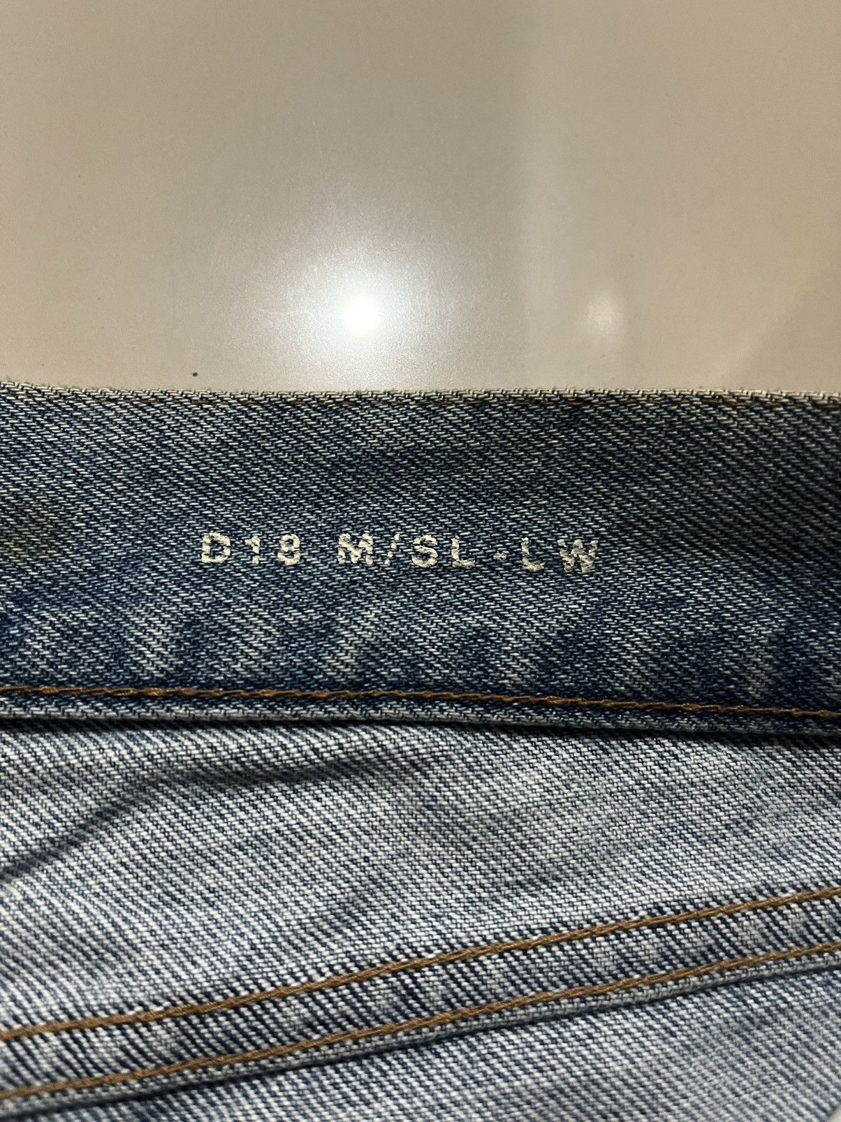 Saint Laurent Paris FW2018 SAINT LAURENT PARIS BLEU CLAIR DENIM Size US 34 / EU 50 - 6 Thumbnail