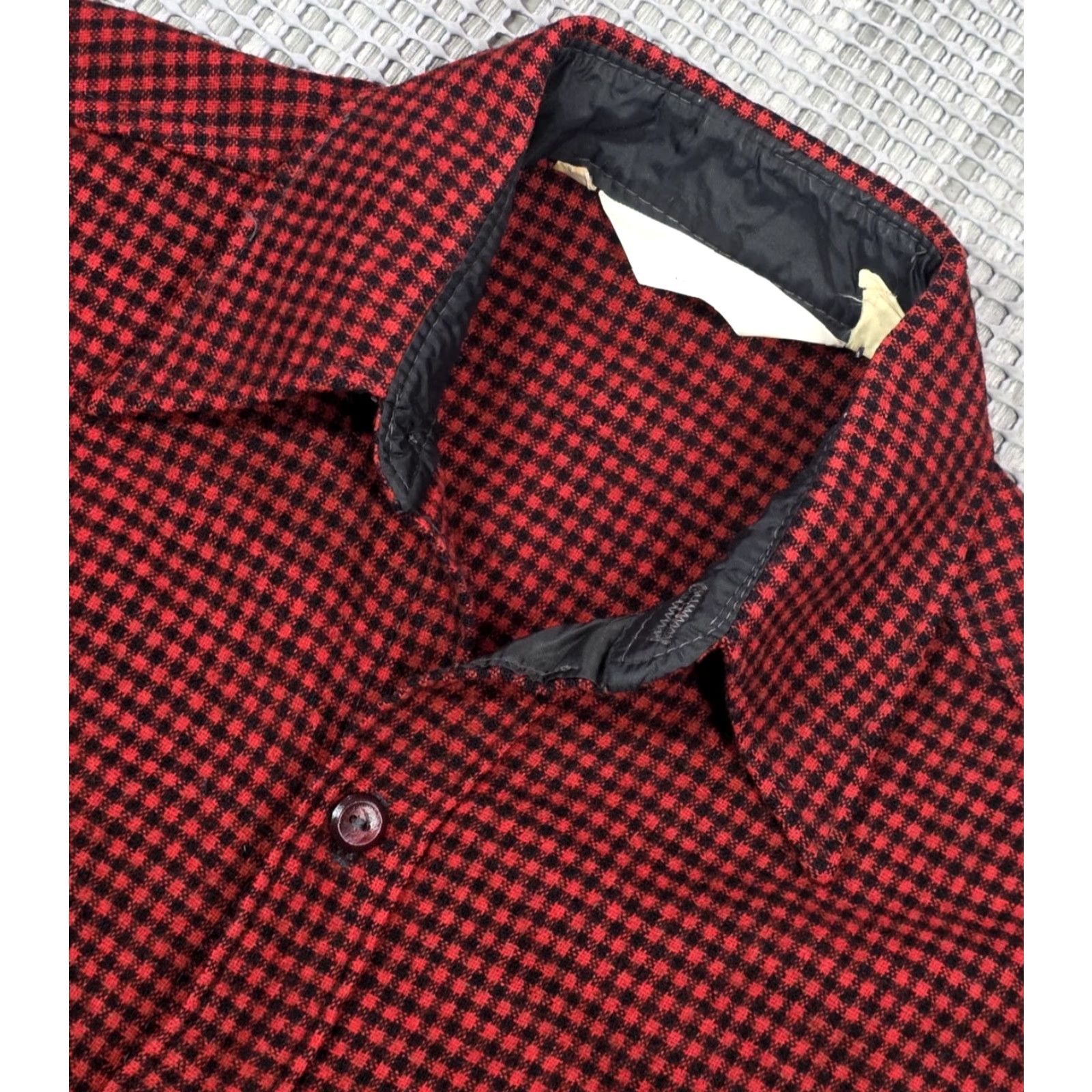 Vintage VINTAGE Woolrich Wool Shirt Mens Long Sleeve M Flannel Red Black Plaid Button Up USA Size US M / EU 48-50 / 2 - 5 Thumbnail