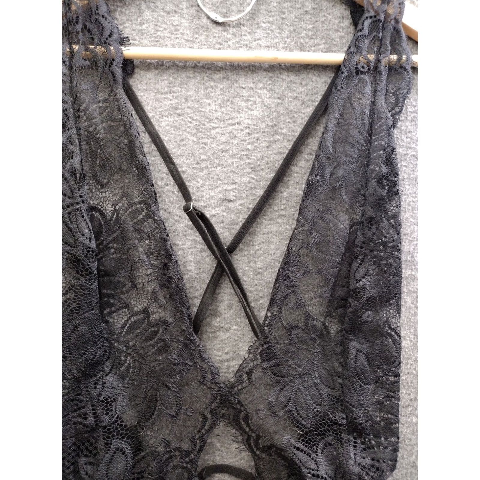 Vintage AvidLove Teddy lingerie Woman XL black lace Plunge V-Neck Cross Back One Piece Women Size XL Teddy lingerie Size ONE SIZE - 3 Thumbnail