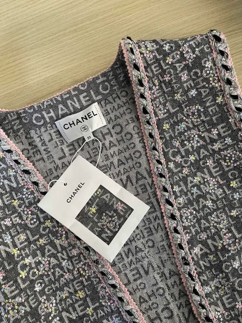 Chanel Chanel Early Spring Vacation Series 24c Grey Denim Full Lo Size XS / US 0-2 / IT 36-38 - 4 Thumbnail