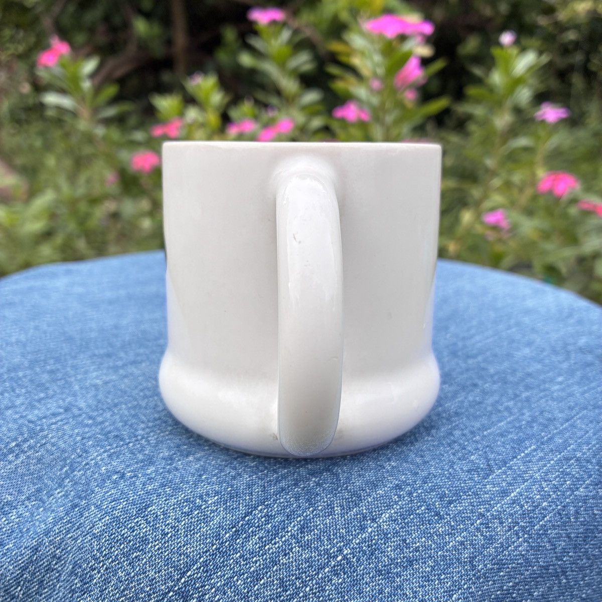 Vintage Ford Logo Ceramic Mug – White with Rounded Bulging Base Size ONE SIZE - 2 Thumbnail