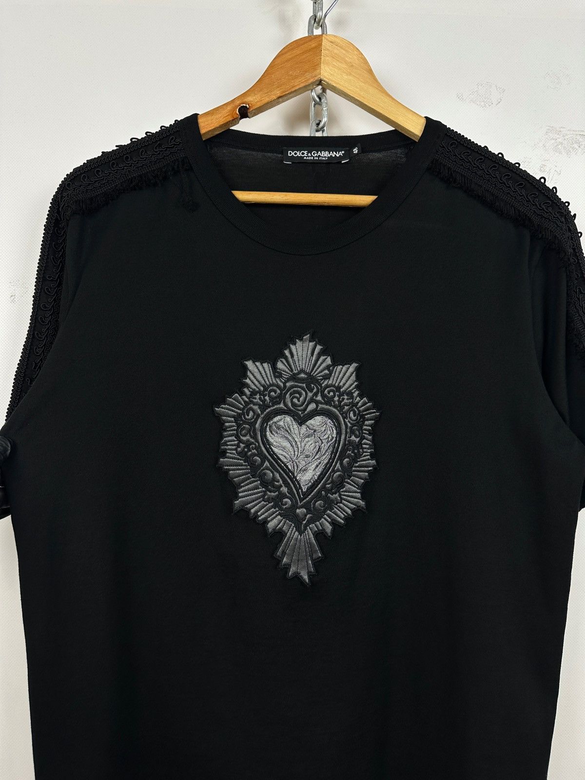 Dolce & Gabbana Dolce & Gabbana Black Sacred Heart Fringe Trim T-Shirt Size US M / EU 48-50 / 2 - 8 Thumbnail