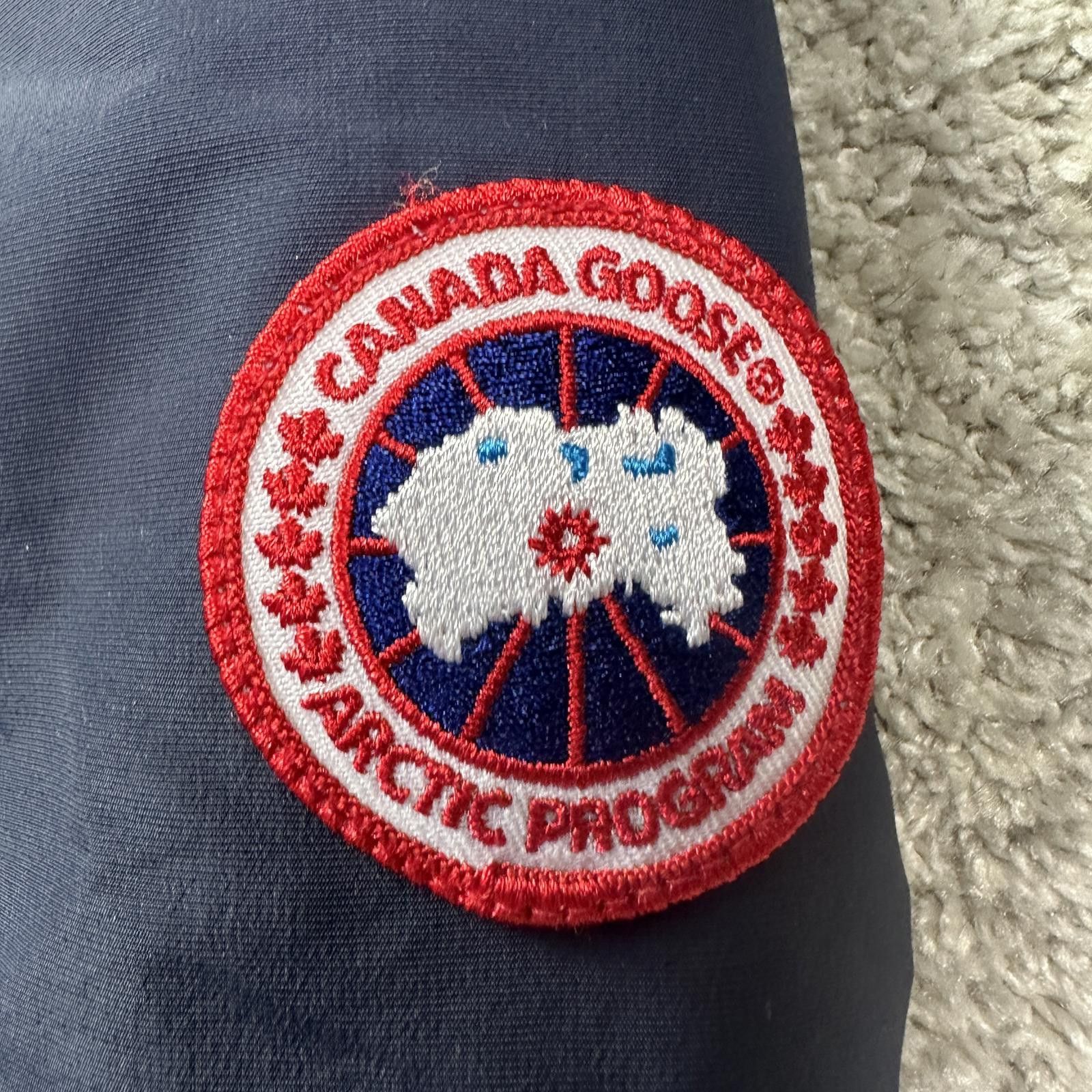 Canada Goose Canada Goose Hybridge Size S Size US S / EU 44-46 / 1 - 6 Thumbnail