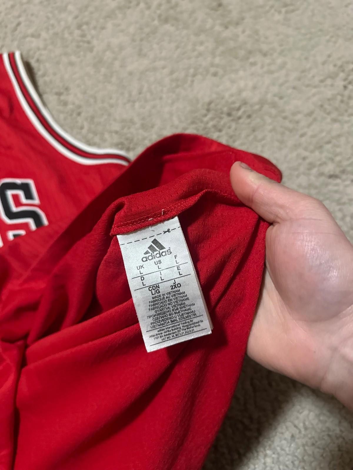 Adidas Vintage Adidas Chicago Bulls Derrick Rose #1 Red NBA Jersey Size US L / EU 52-54 / 3 - 5 Thumbnail
