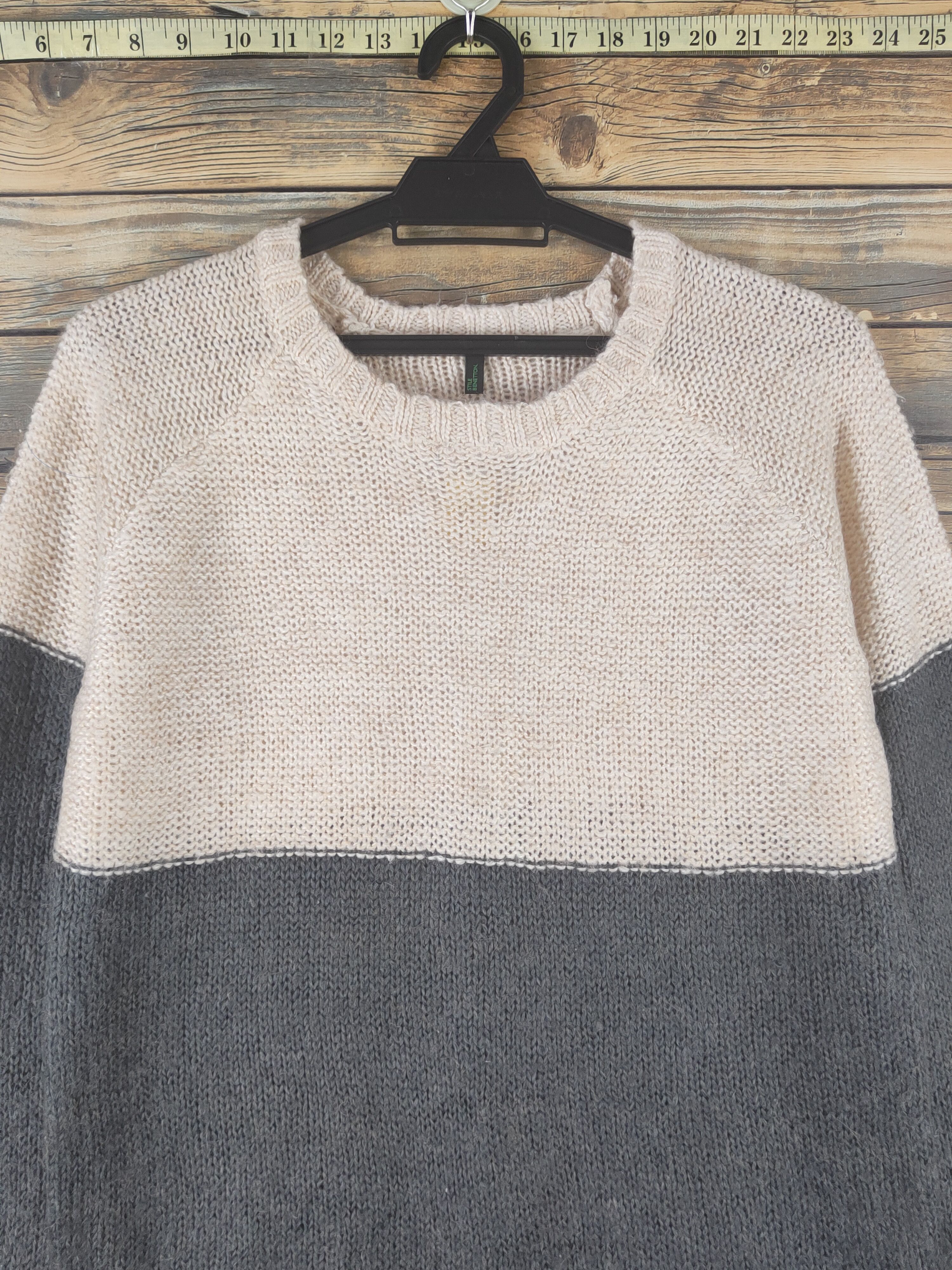 Japanese Brand × Vintage Still Benetton Dark Gray Cream Knitwear Sweatshirts #W1208 Size US S / EU 44-46 / 1 - 2 Thumbnail