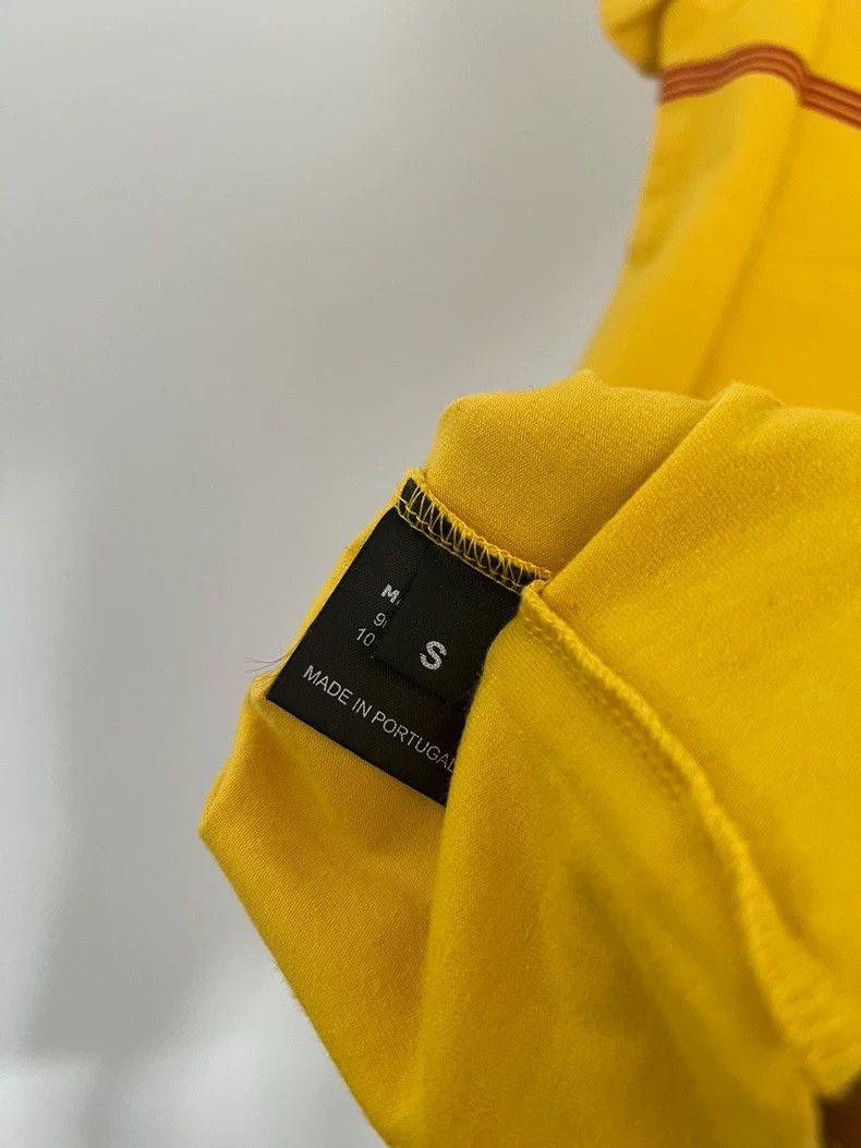 Vetements Vetements DHL Collab Runway Courier Short Sleeve T-Shirt C Size US S / EU 44-46 / 1 - 4 Thumbnail