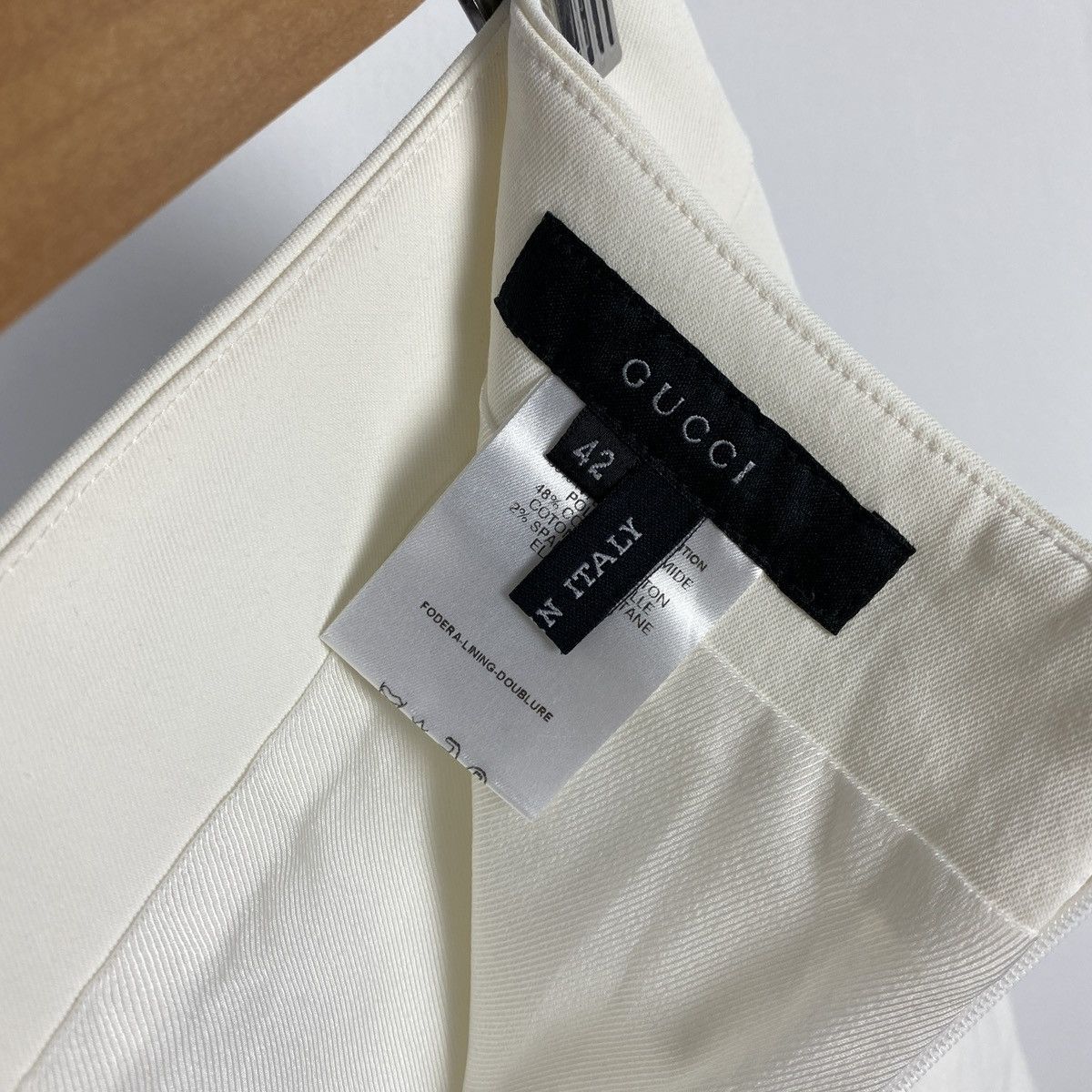 Gucci GUCCI white pencil size 42 Size 28" / US 6 / IT 42 - 6 Thumbnail