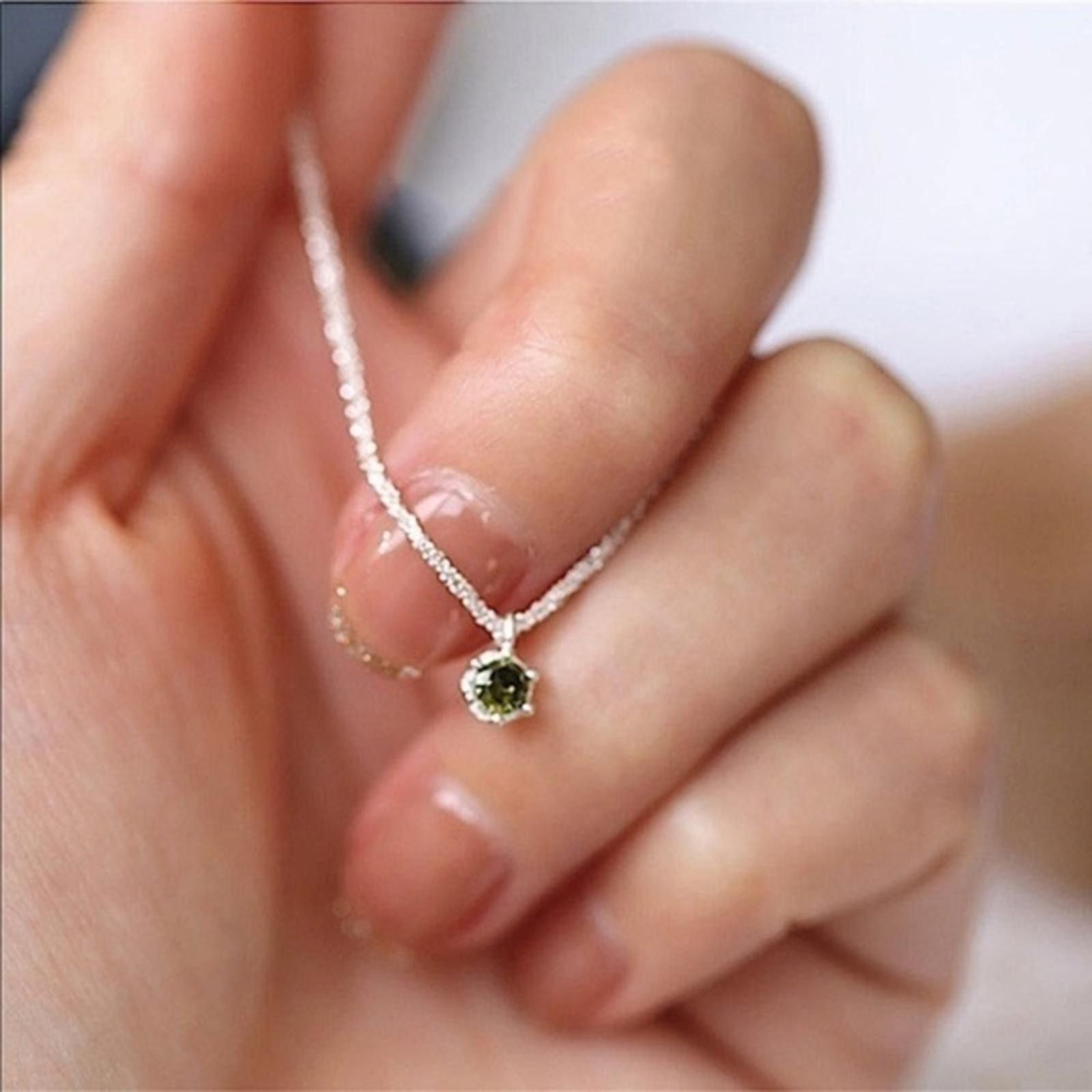 Green Rhinestone And Silver Pendant Necklace NWT