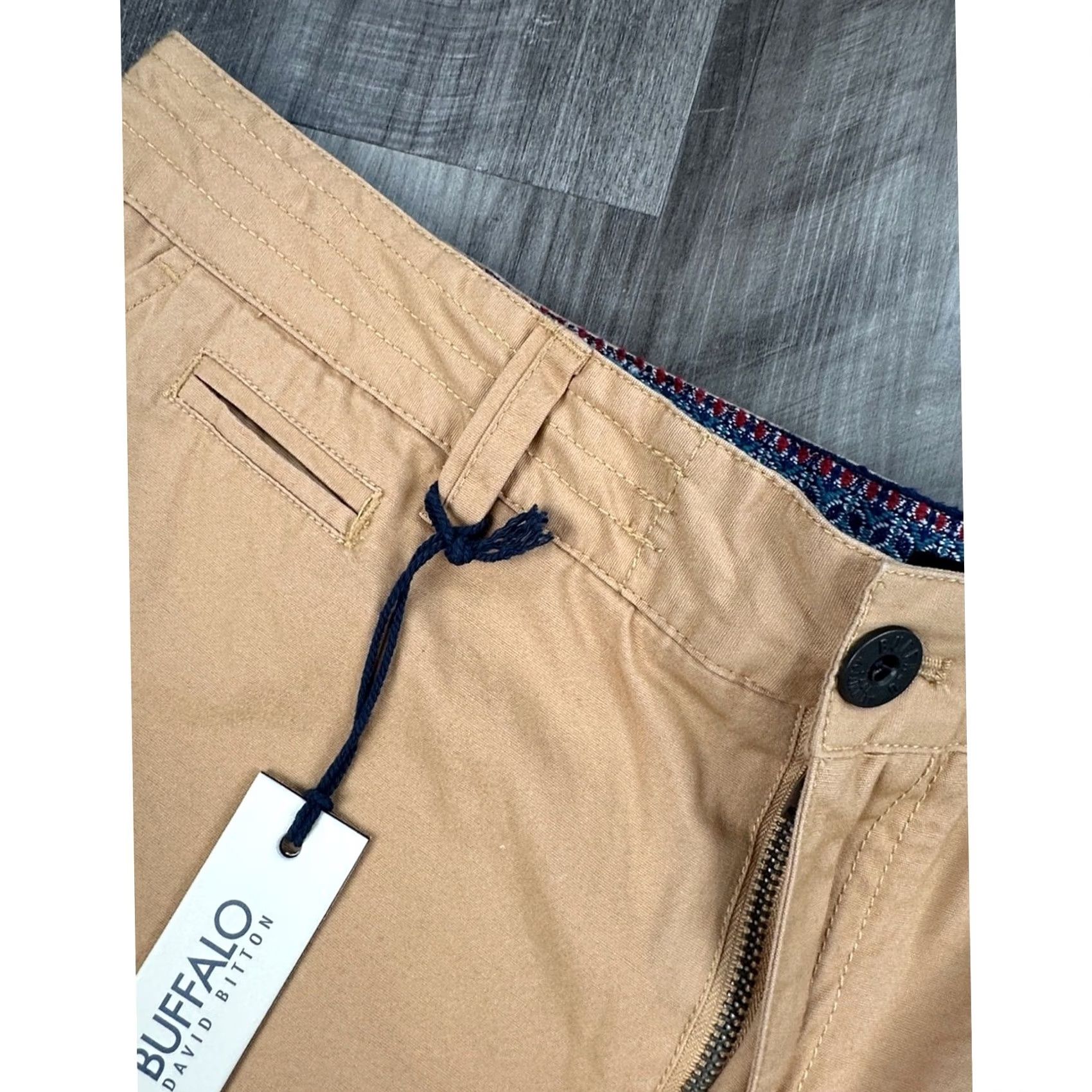 Buffalo David Bitton Buffalo David Bitton Cargo Shorts Tan 36 Men's Cargo Shorts Tan Buffalo David Bitton Mens 36 Regular Cotton 100% NWT Size US 36 / EU 52 - 5 Thumbnail
