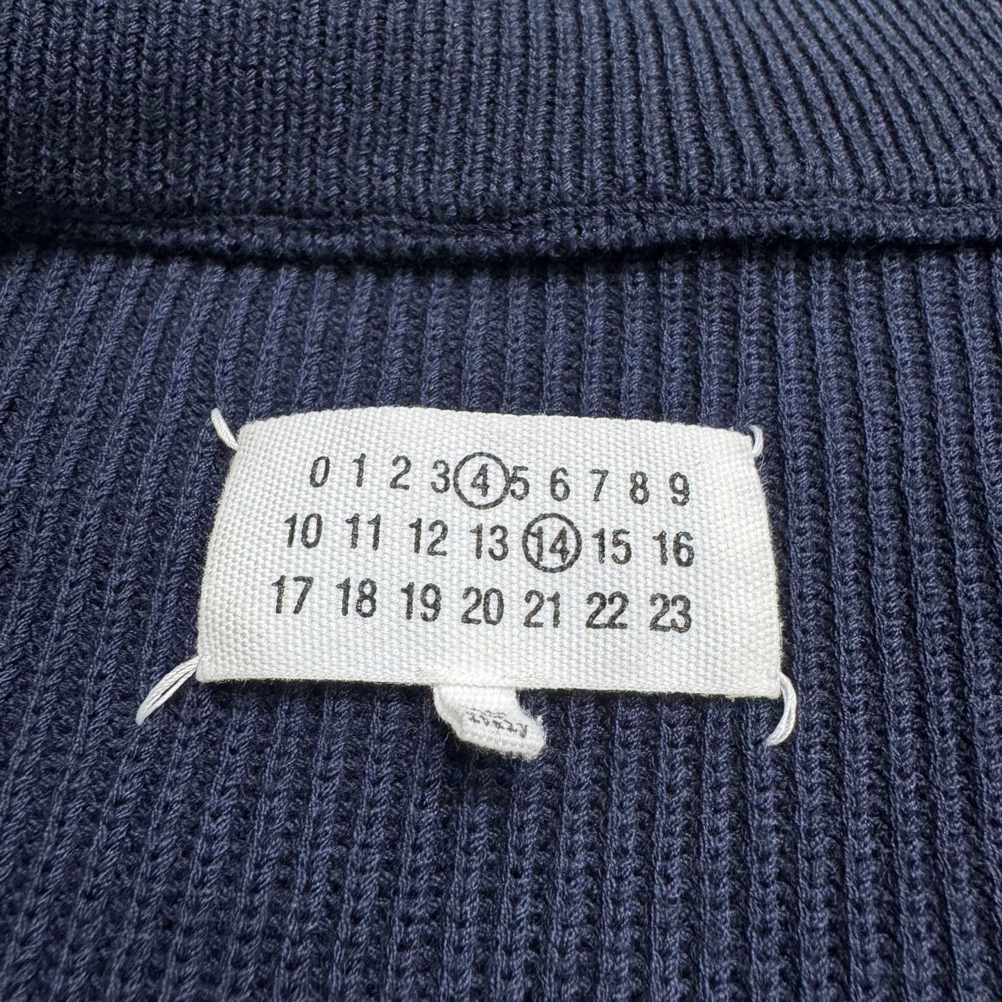 Maison Margiela MAISON MARGIELA Wool Knit Sweater S 99 New Size US S / EU 44-46 / 1 - 2 Thumbnail