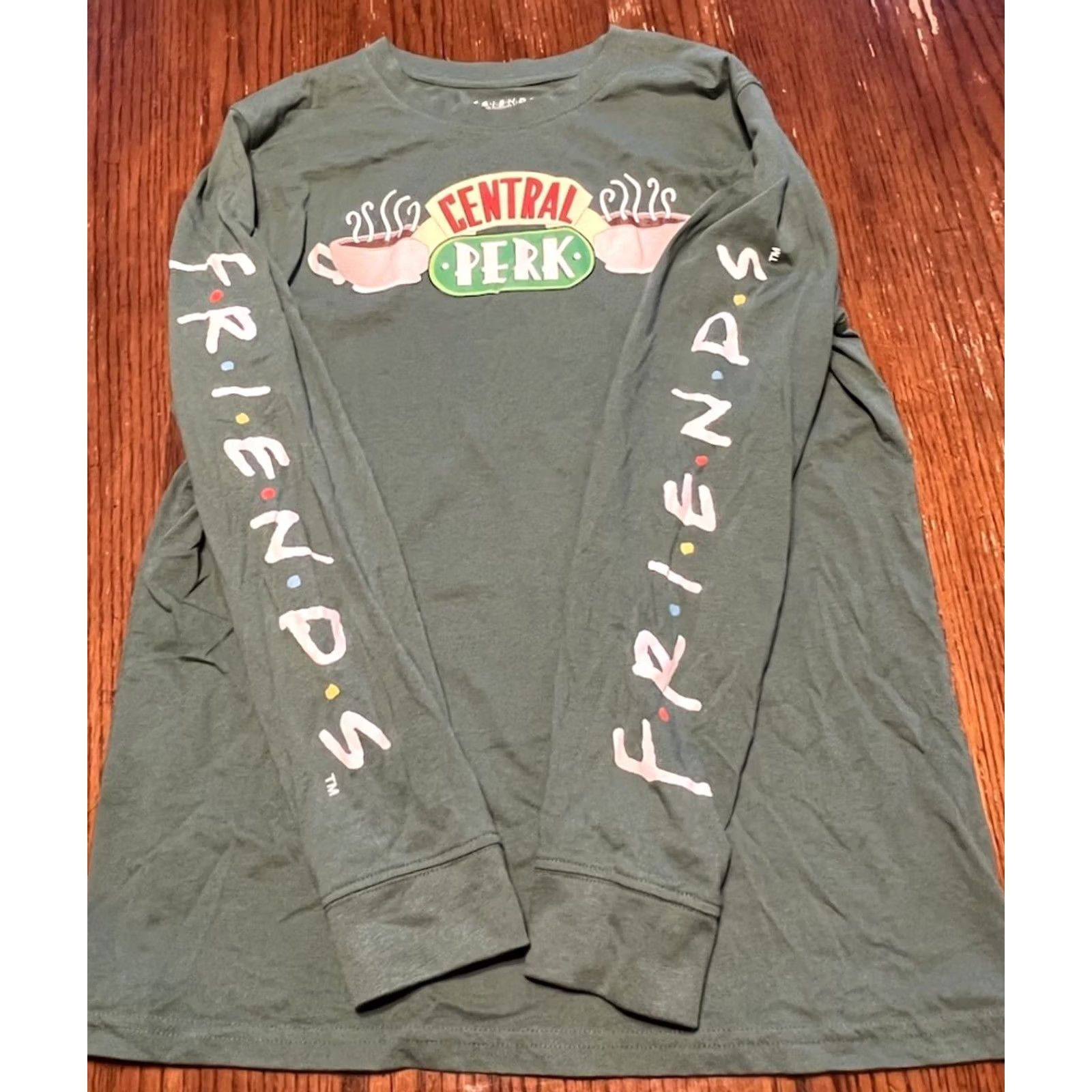 Vintage VINTAGE Friends Long Sleeve Shirt Womens Crew Neck Central Perks M Green Size M / US 6-8 / IT 42-44 - 2 Thumbnail