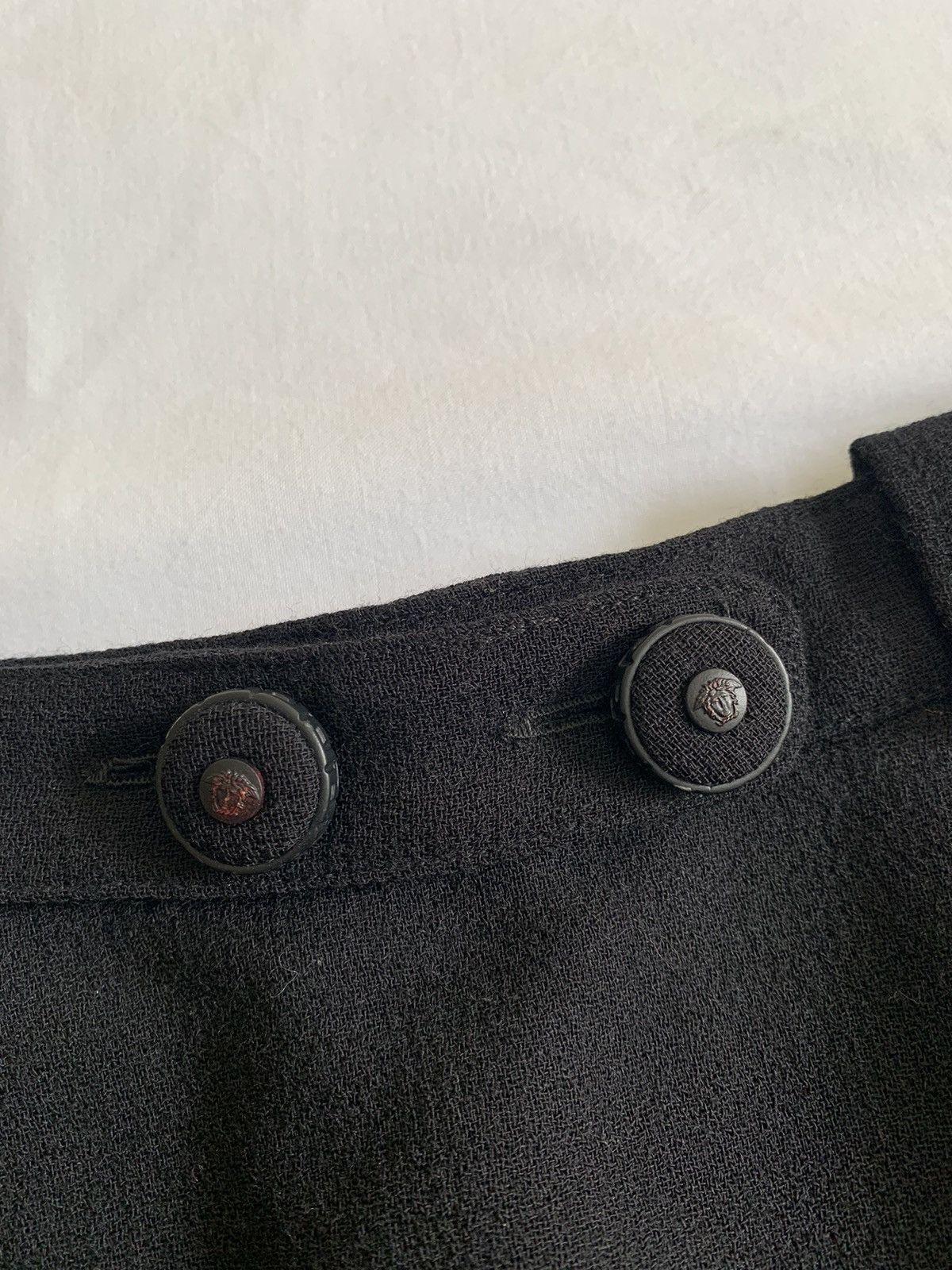 Versace LUXURY💃🏼VERSACE BLACK MINI SKIRT Size 25" / US 0 / IT 36 - 6 Thumbnail