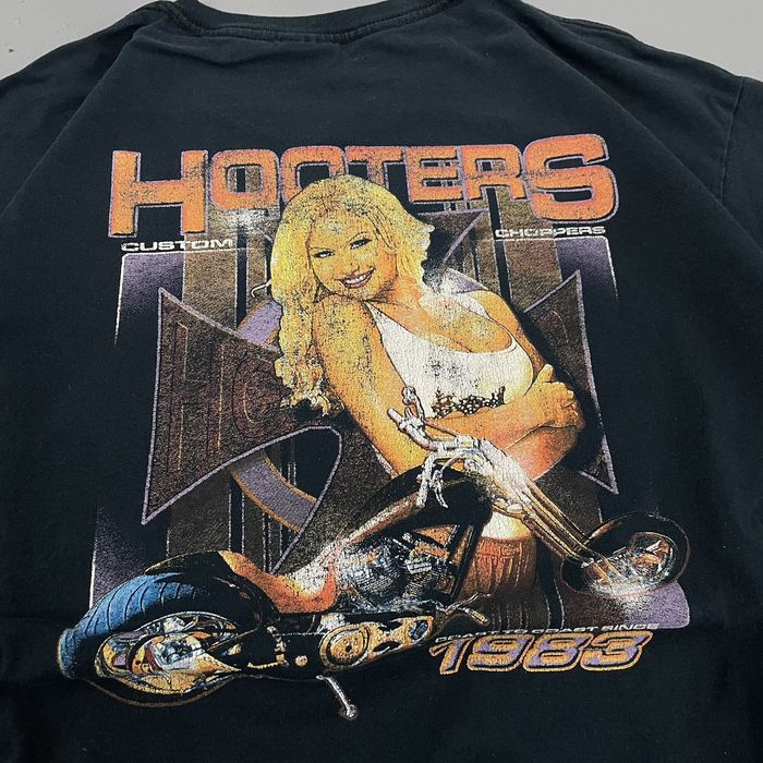 Vintage Crazy vintage 90s Hooters bike week rare pin up girls tee | Grailed