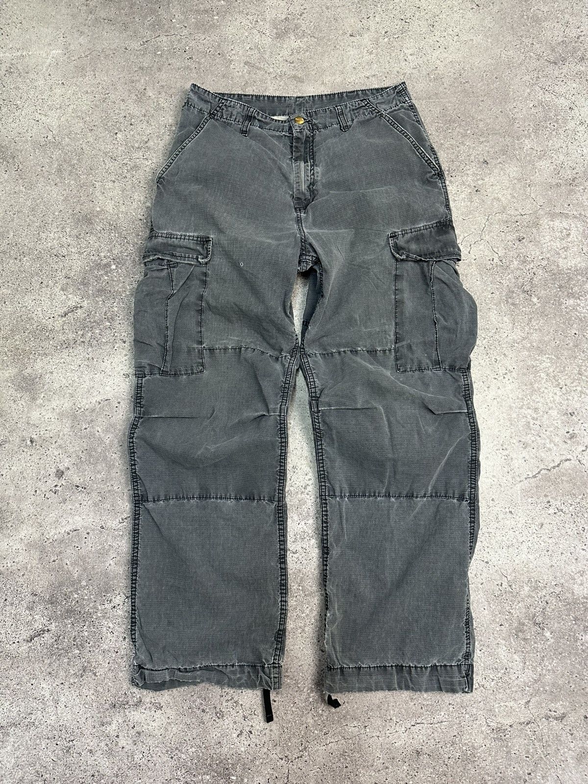 Carhartt Vintage Carhartt Cargo Pants Distressed Y2K Faded Gray Size US 30 / EU 46 - 3 Thumbnail