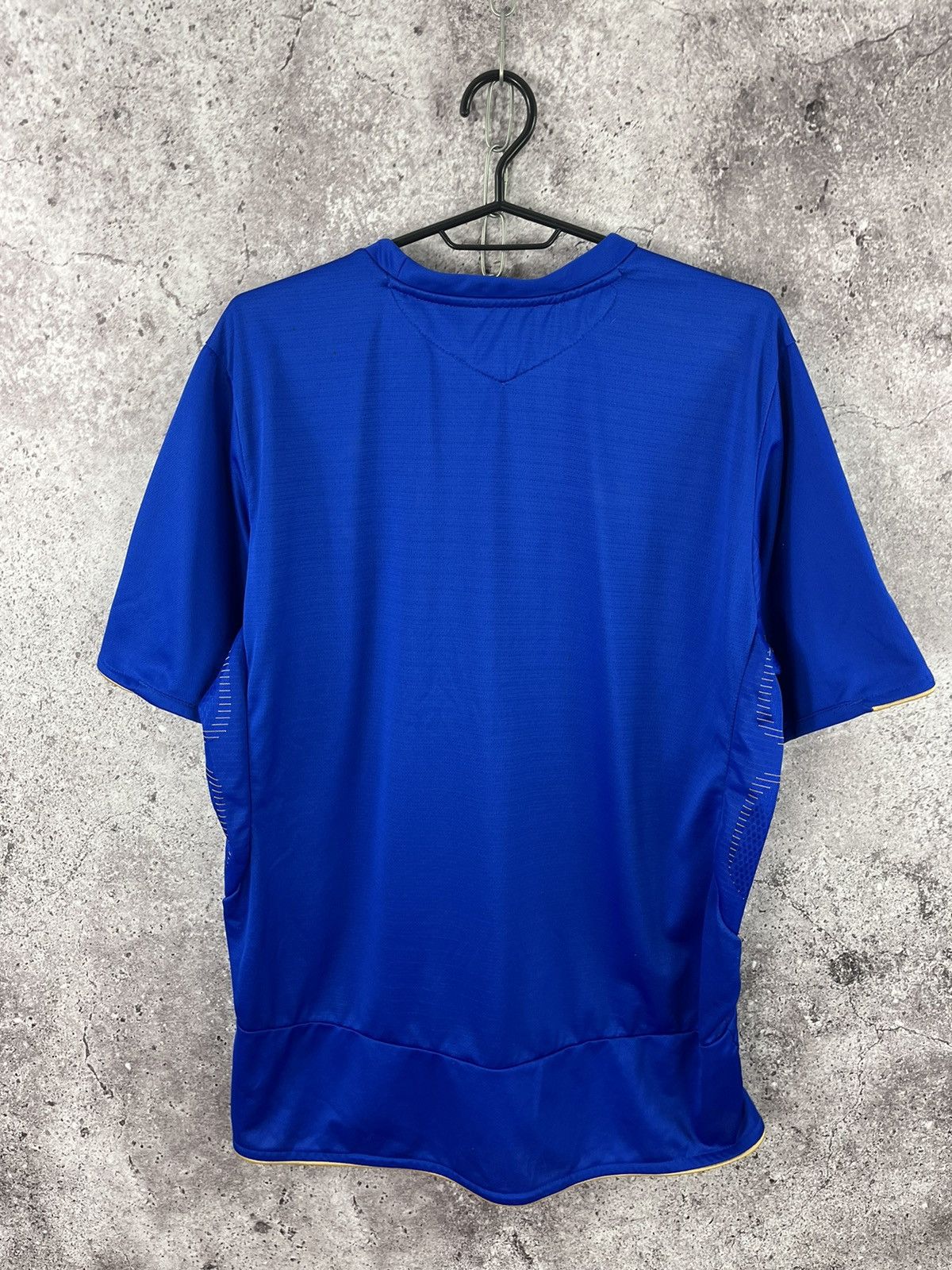 Chelsea Soccer × Umbro Chelsea 2005/2006 Home Soccer Jersey Size L Size US L / EU 52-54 / 3 - 7 Thumbnail