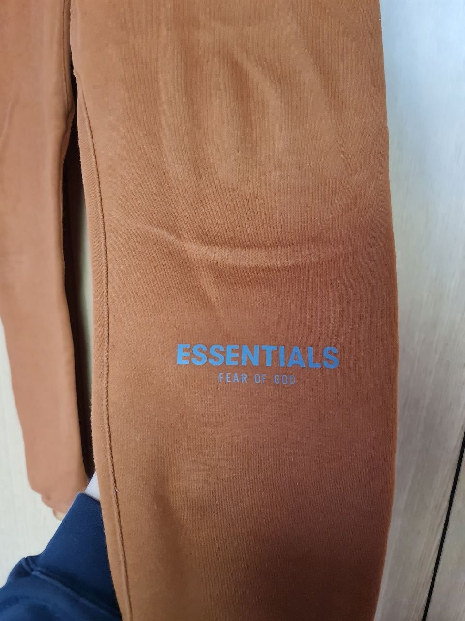 Essentials Essentials Fear of God Orange Sweatpants Size US 34 / EU 50 - 2 Thumbnail
