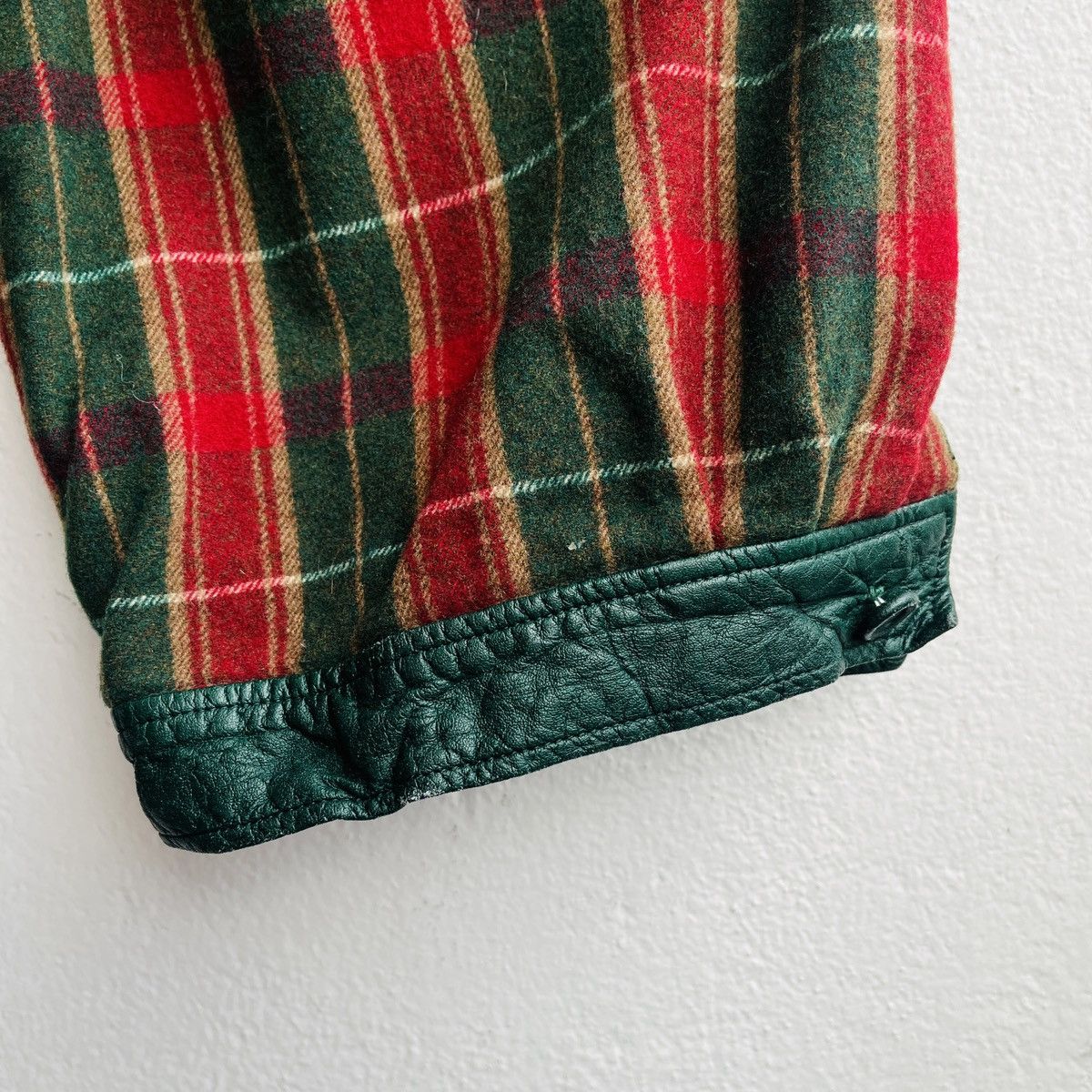 Christian Dior Monsieur × Dior × Vintage Real Vintage Christian Dior Sports Pants 1970s Size 26" / US 2 / IT 38 - 17 Thumbnail