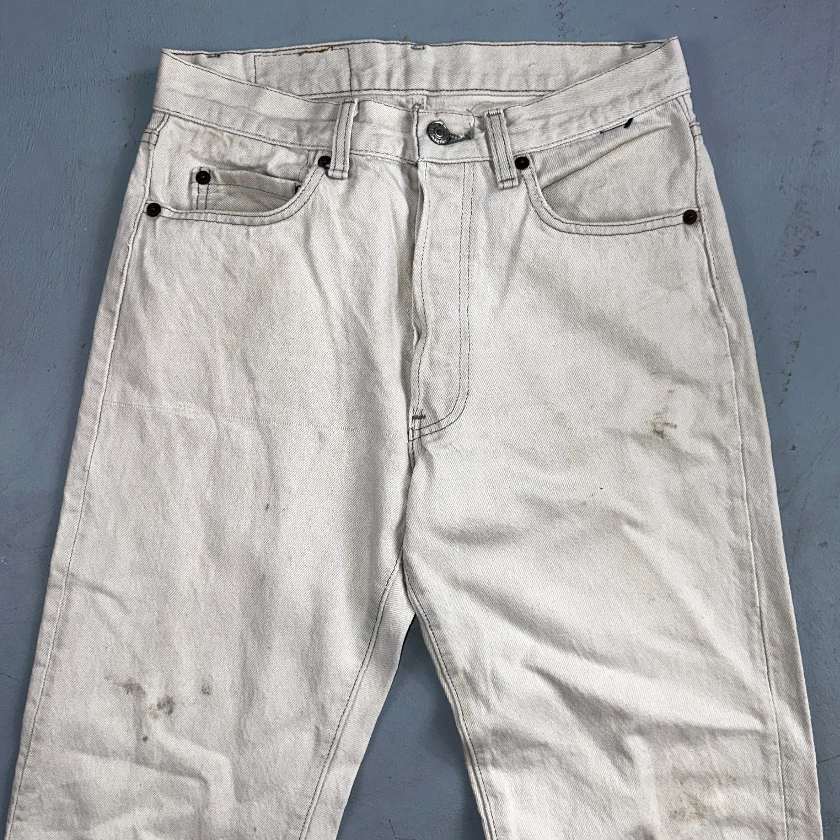 Levi's Levi's 501 Jeans Vintage 80s USA Straight Leg White Medium Wash 29x30 Men's Regular Mountain 90s Theme Results Size US 29 - 2 Thumbnail