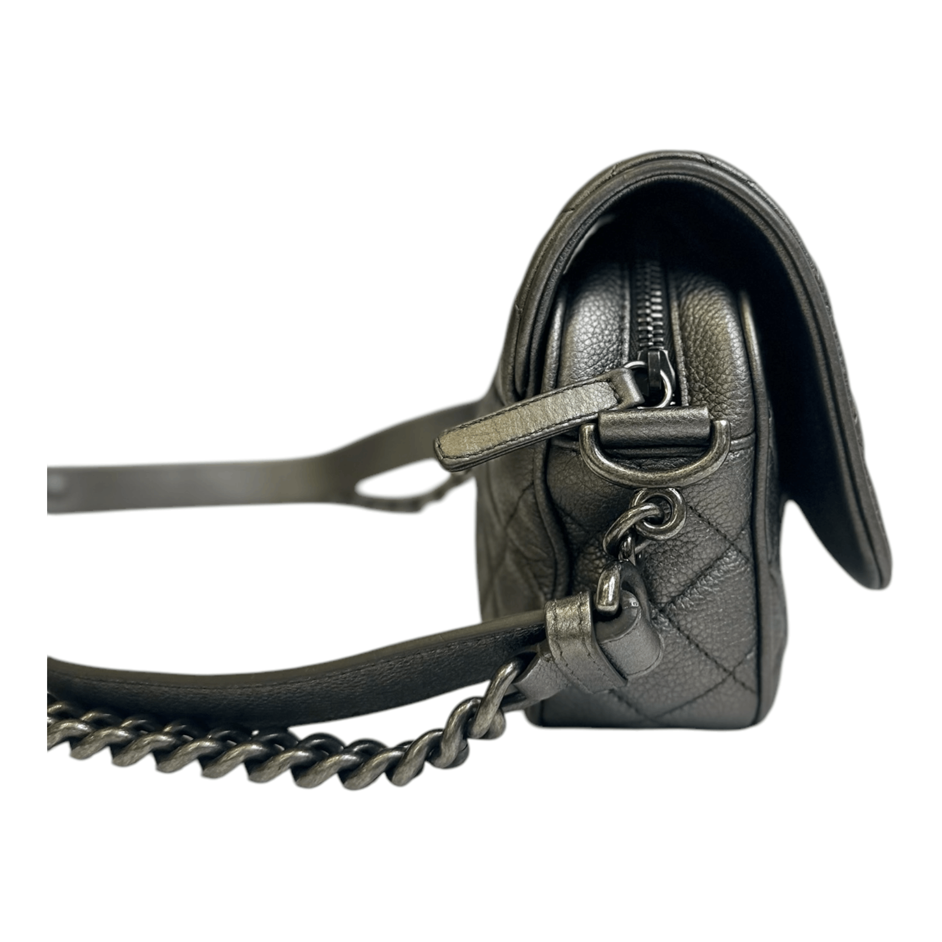 Chanel Chanel Metallic Calfskin Quilted Casual Rock Flap Silver Size ONE SIZE - 7 Thumbnail