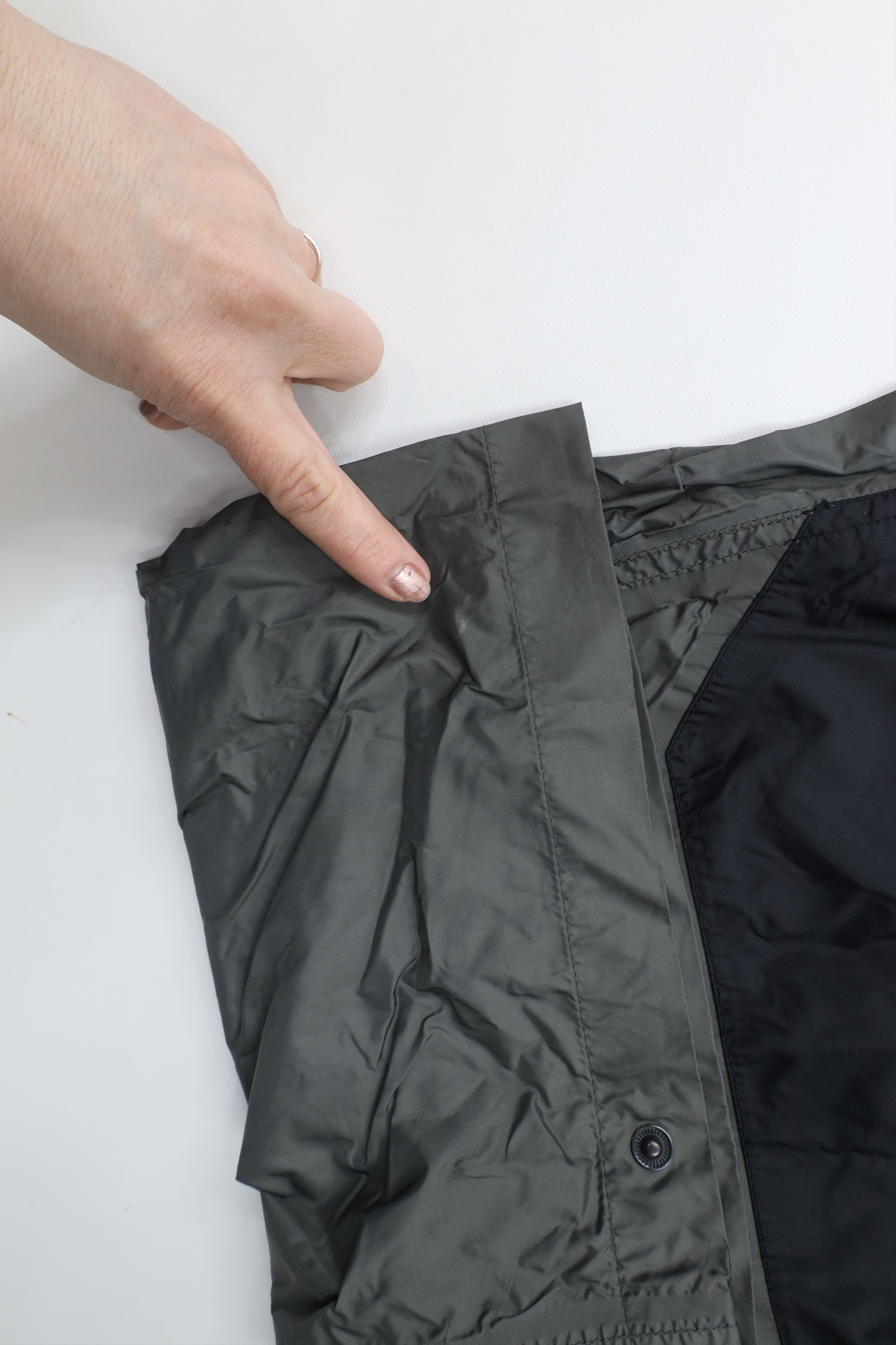 Cabelas × Vintage Vintage Cabelas Waterproof Double Wide Leg Windbreaker Pants Size US 40 / EU 56 - 6 Thumbnail