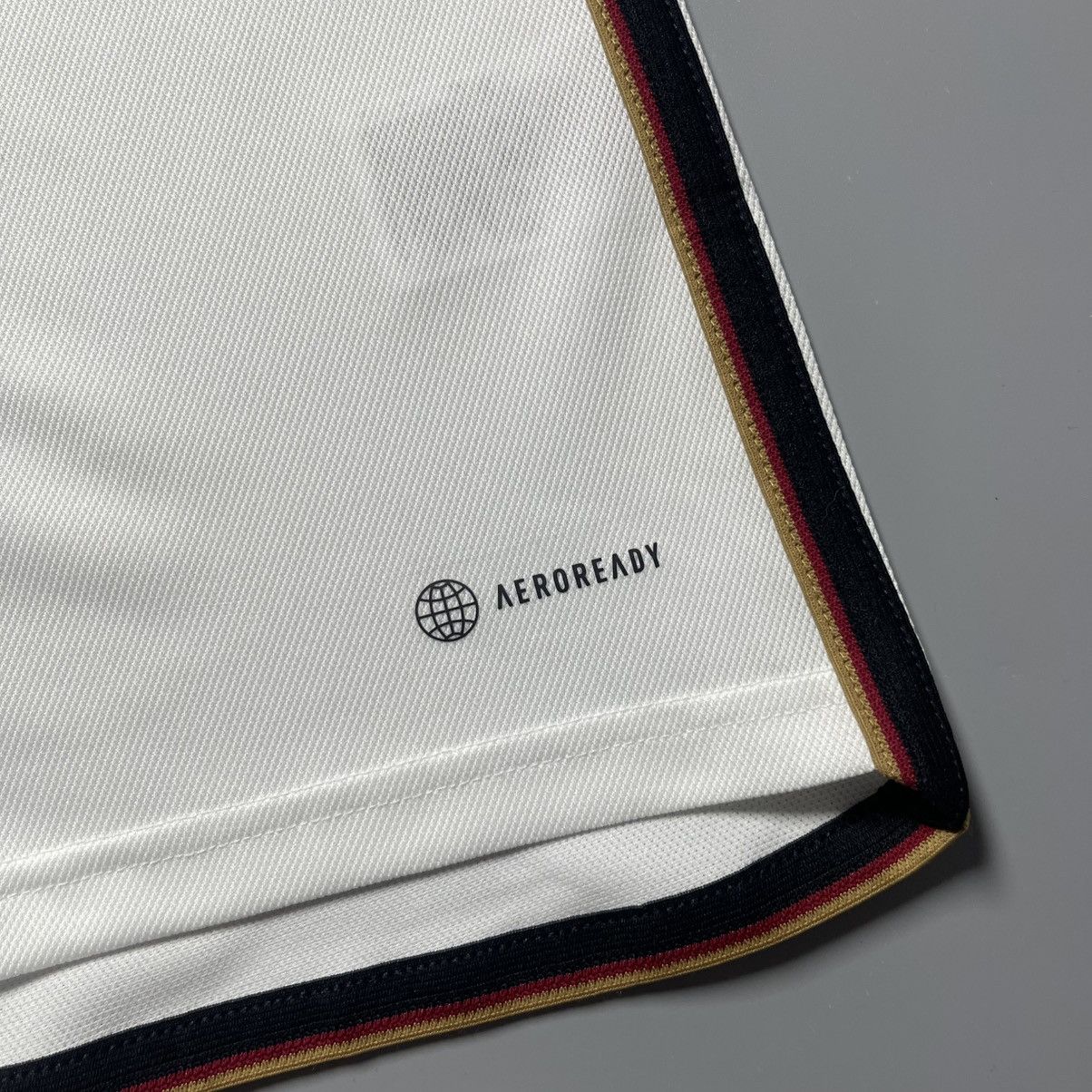 Adidas GERMANY ADIDAS 2022 WORLD CUP SOCCER HOME JERSEY #8 GORETZKA Size US L / EU 52-54 / 3 - 9 Thumbnail