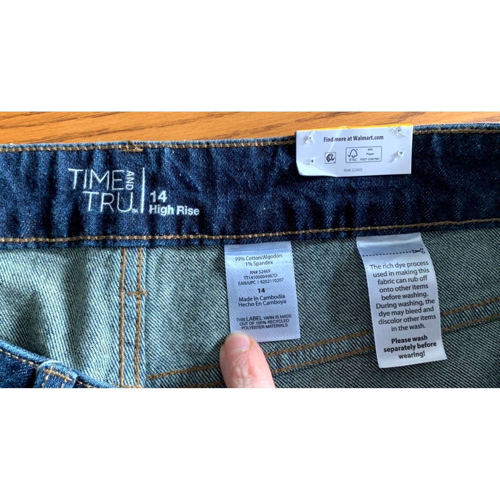 Vintage Time And Tru Jeans Cropped Pants High Rise Dark Blue Cropped Denim Straight Leg 14 Women NWT Stretch Size 36" / US 14 / IT 50 - 5 Thumbnail