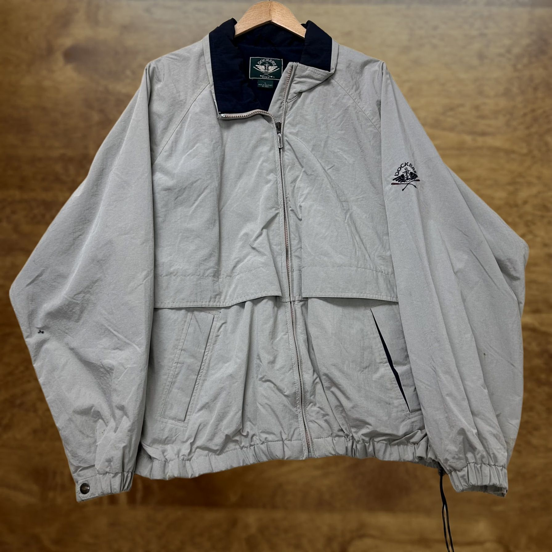 Dockers VINTAGE Dockers Golf Jacket Mens L Gray Nylon Windbreaker Full Zip Lined Size US L / EU 52-54 / 3 - 1 Thumbnail