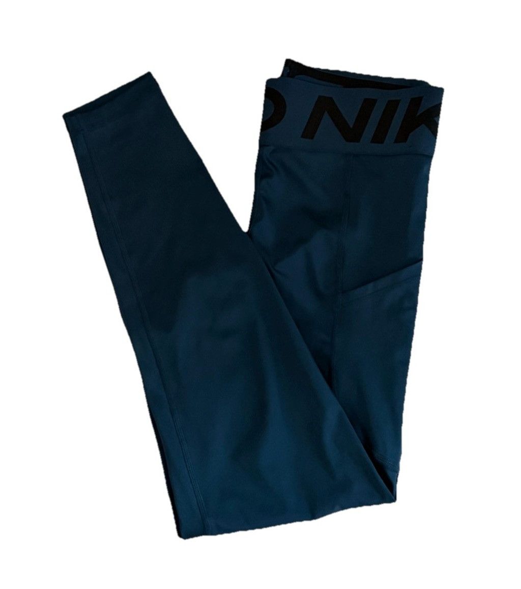 Nike NIKE PERFORMANCE LEGGING 25” BLUE COLOR SIZE SMALL WAIST 13” Size 27" / US 4 / IT 40 - 1 Thumbnail