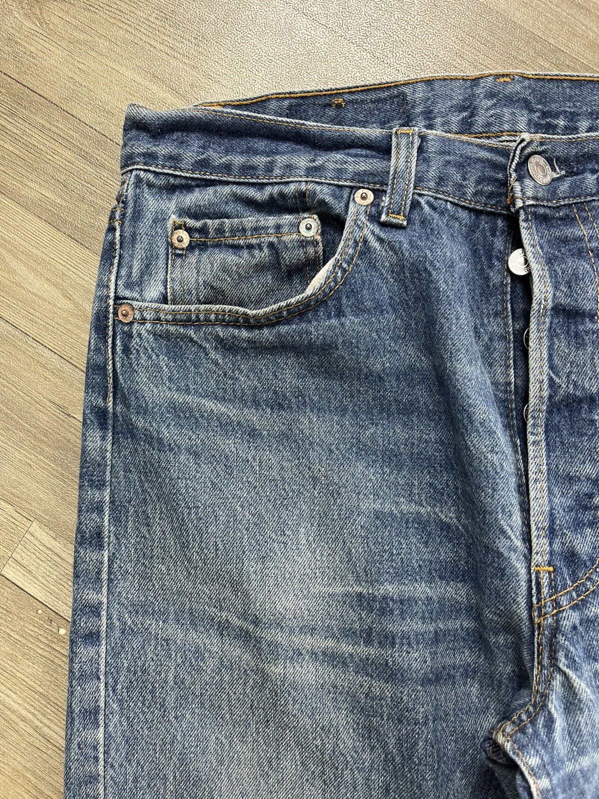 Levi's Vintage Clothing 🇺🇸1990s Vintage Levis 501 33x34 Straight Leg Blue Jeans Size US 33 - 3 Thumbnail