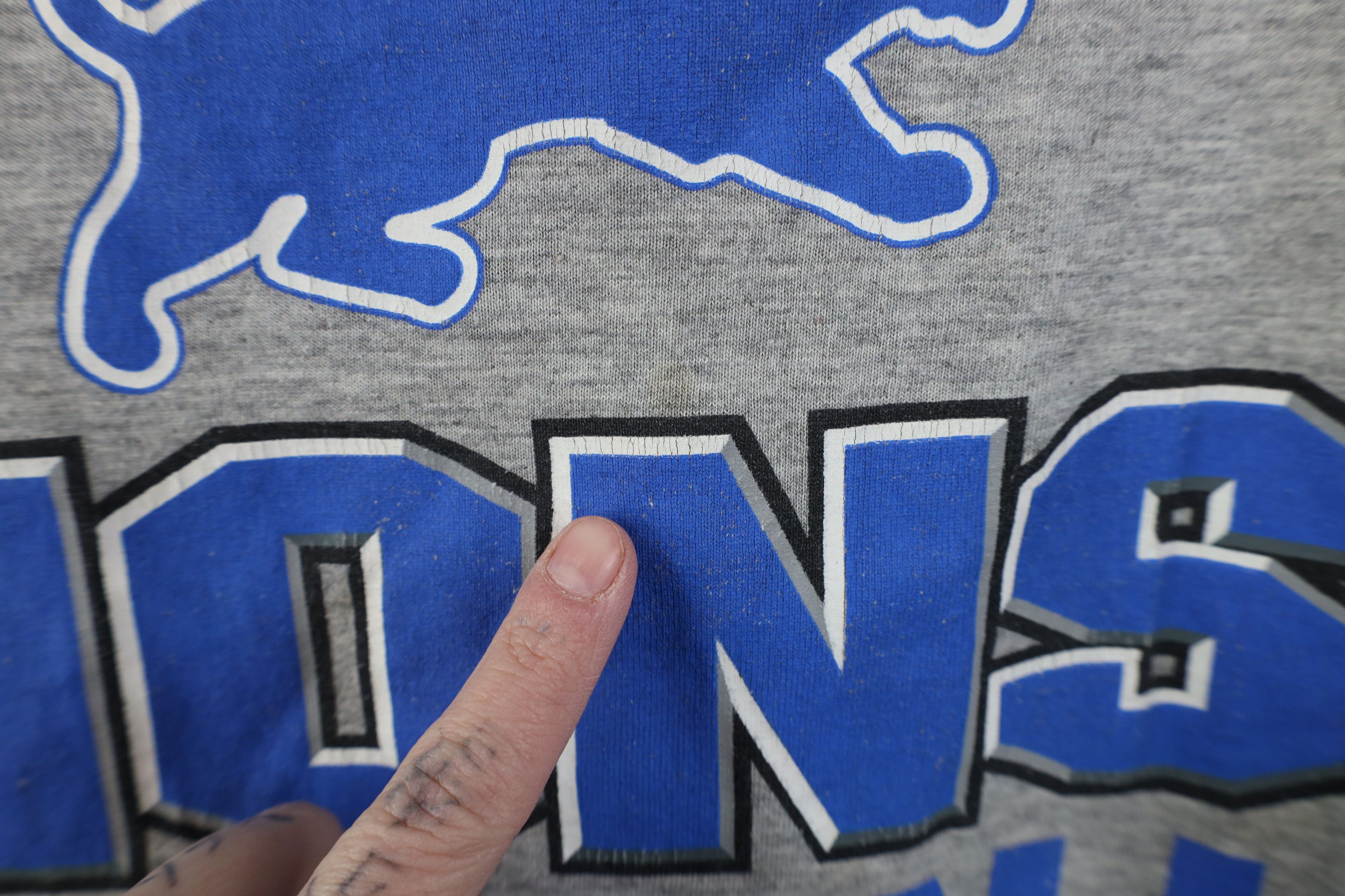 Vintage Vintage 90s Spell Detroit Lions Football Tank Top T-Shirt Size US L / EU 52-54 / 3 - 5 Thumbnail