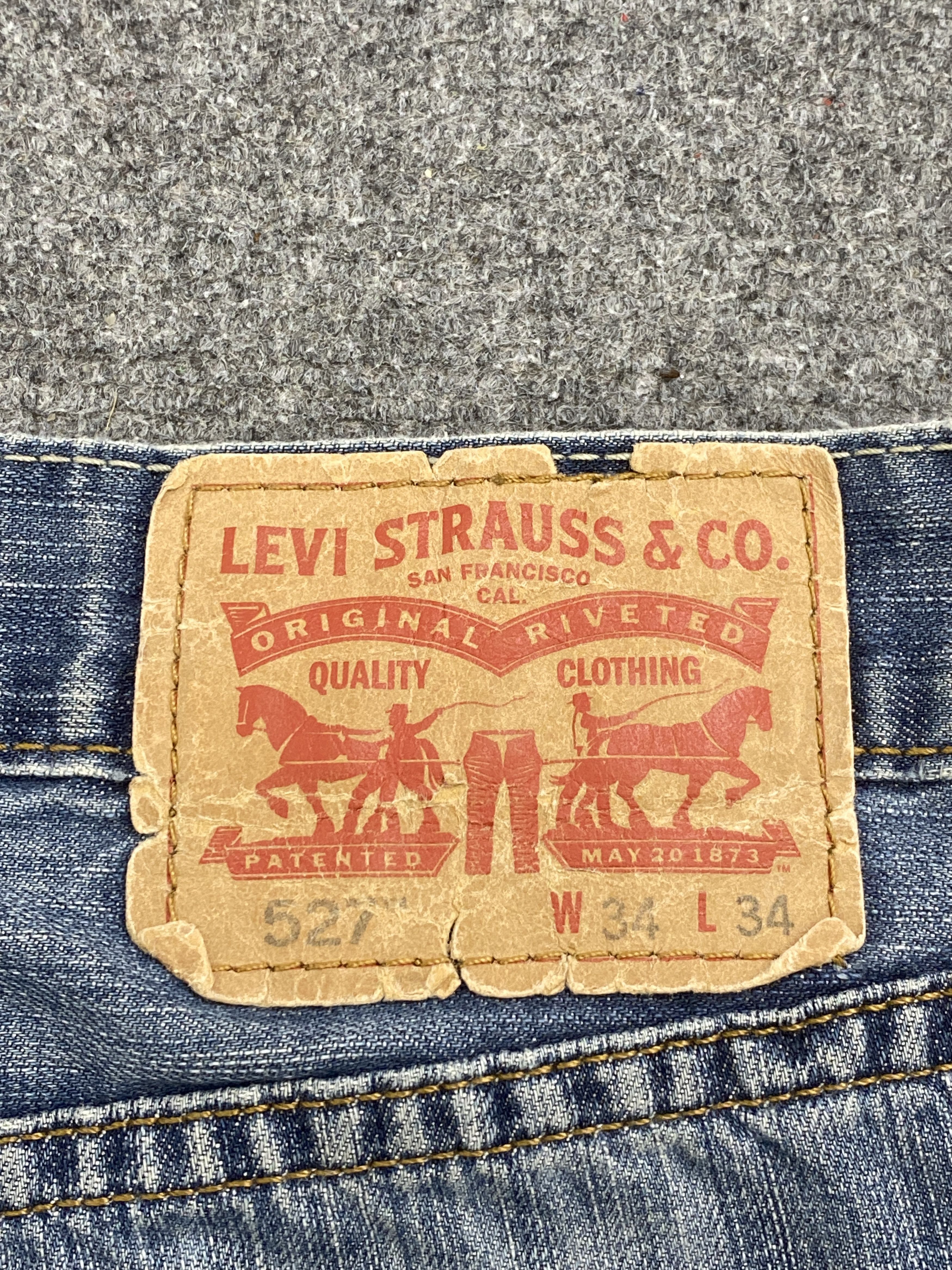 Levi's × Vintage Distressed Vintage Levi's 527 Faded Blue Bootcut Jeans Size US 35 - 5 Thumbnail