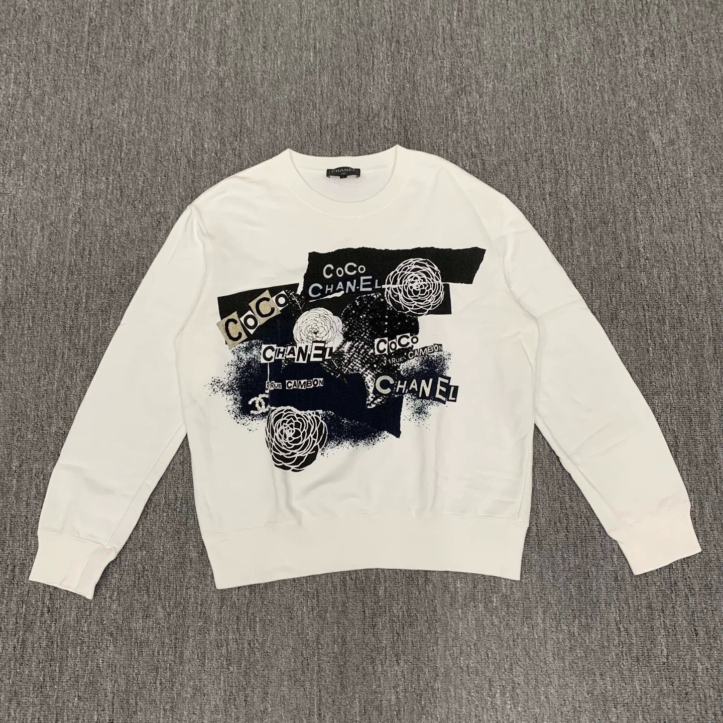 Chanel Chanel White Camellia Logo Embroidered Sweatshirt Size L / US 10 / IT 46 - 1 Thumbnail