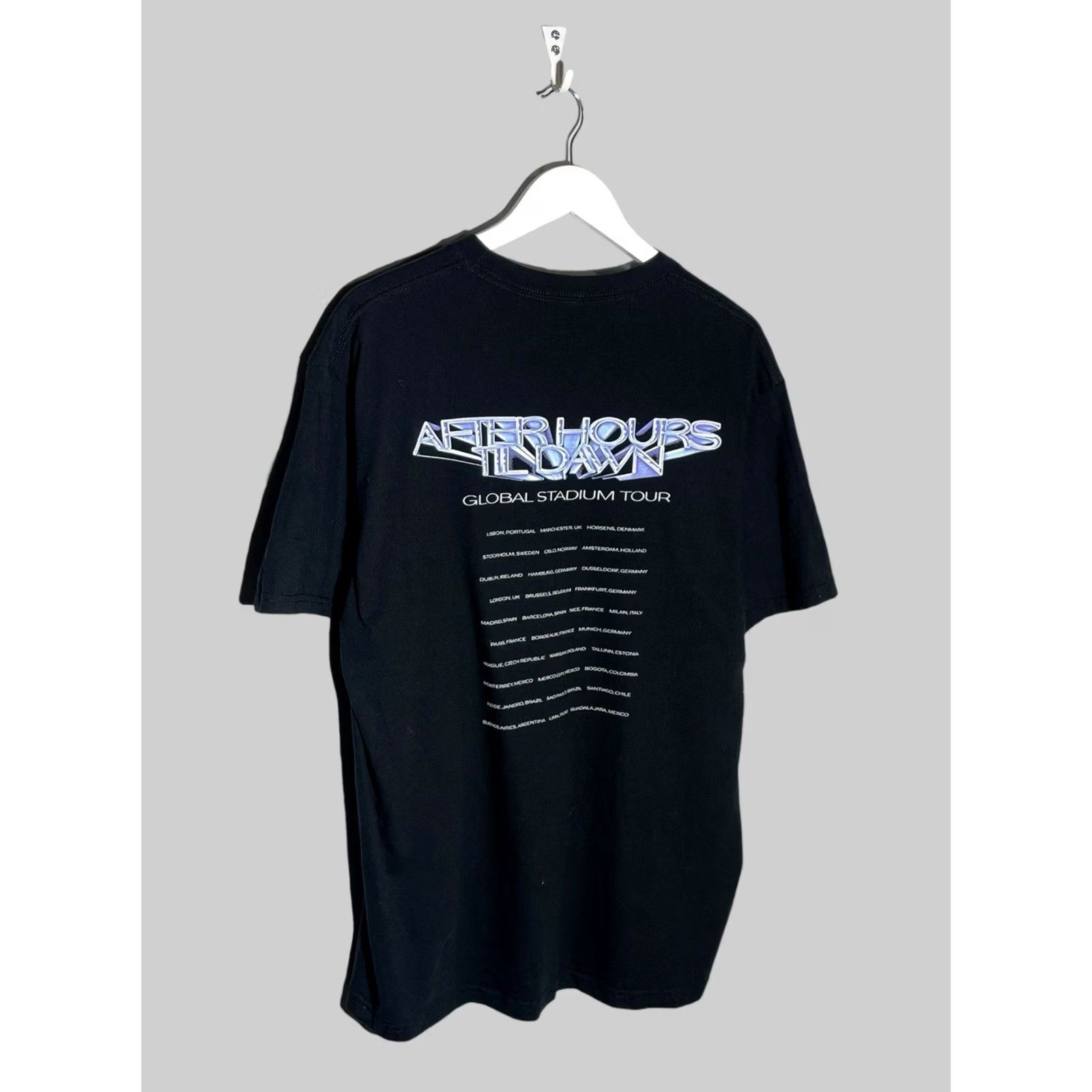 Vintage The Weekend After Hours Til Dawn Global Stadium Tour 2023 T-Shirt XL Black Nike Shirt Mens Crew Neck Short Sleeve Cotton Size US XL / EU 56 / 4 - 6 Thumbnail