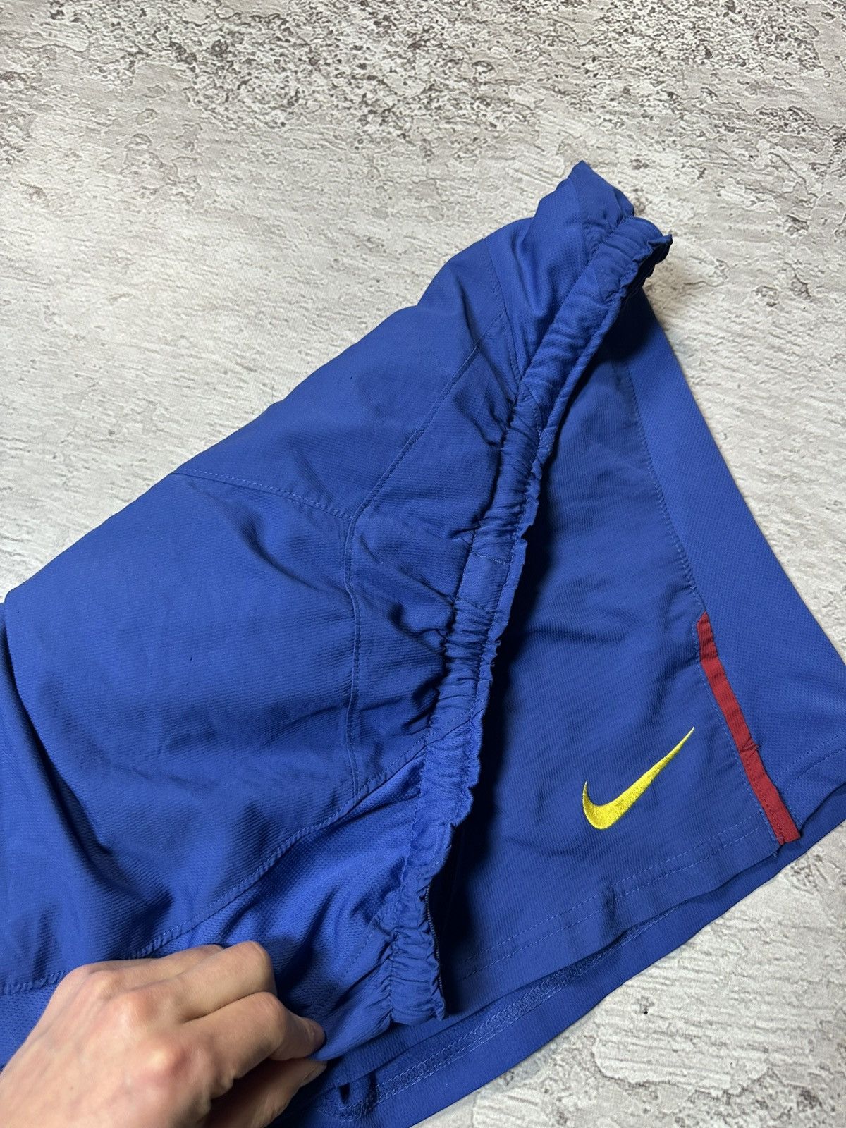 Nike Vintage nike x barcelona shorts L Size US 38 / EU 54 - 4 Thumbnail