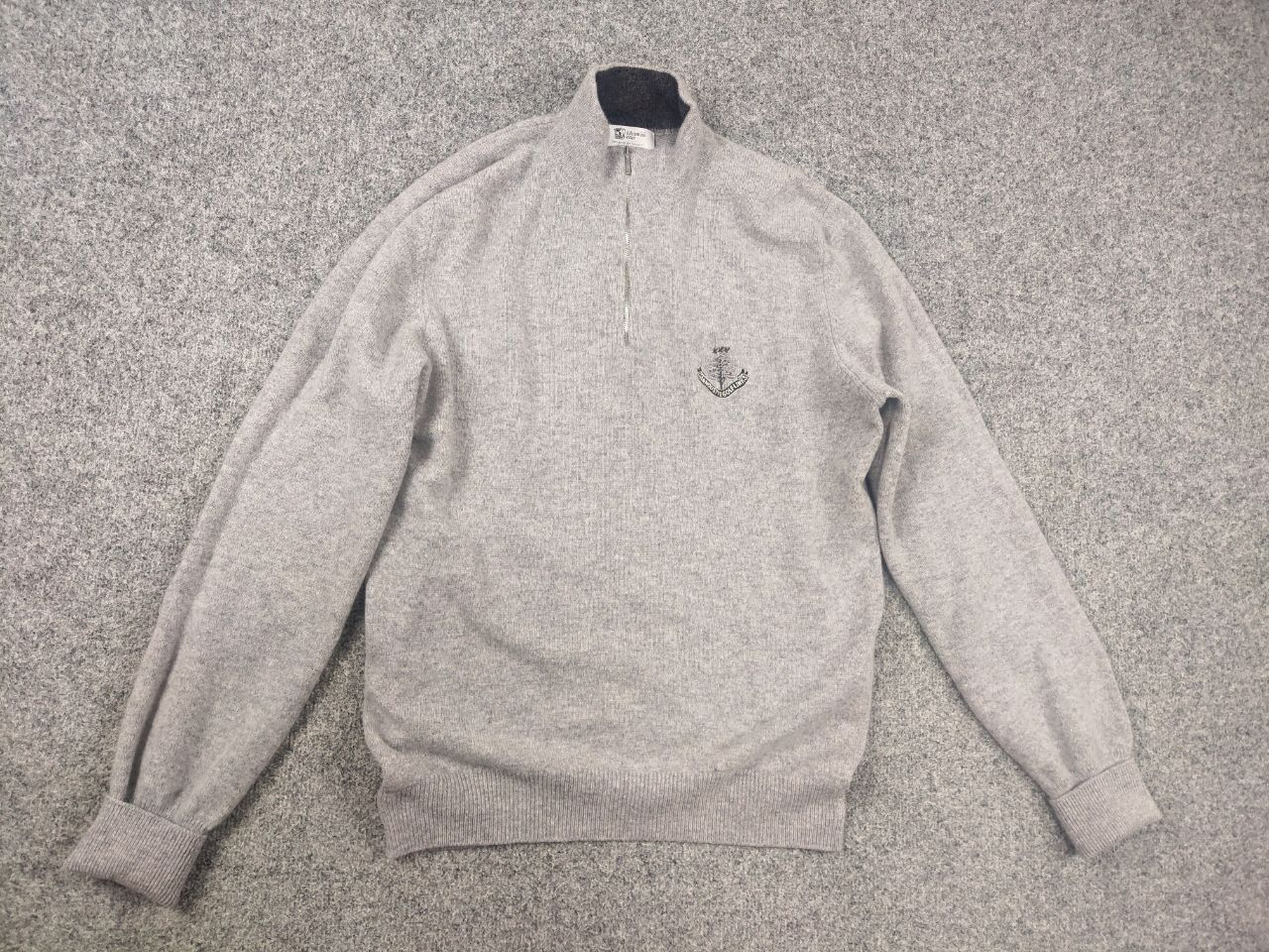 Johnstons Of Elgin Johnstons of elgin Design Pure Wool Gray zip Jumper Sweater Size US M / EU 48-50 / 2 - 9 Thumbnail
