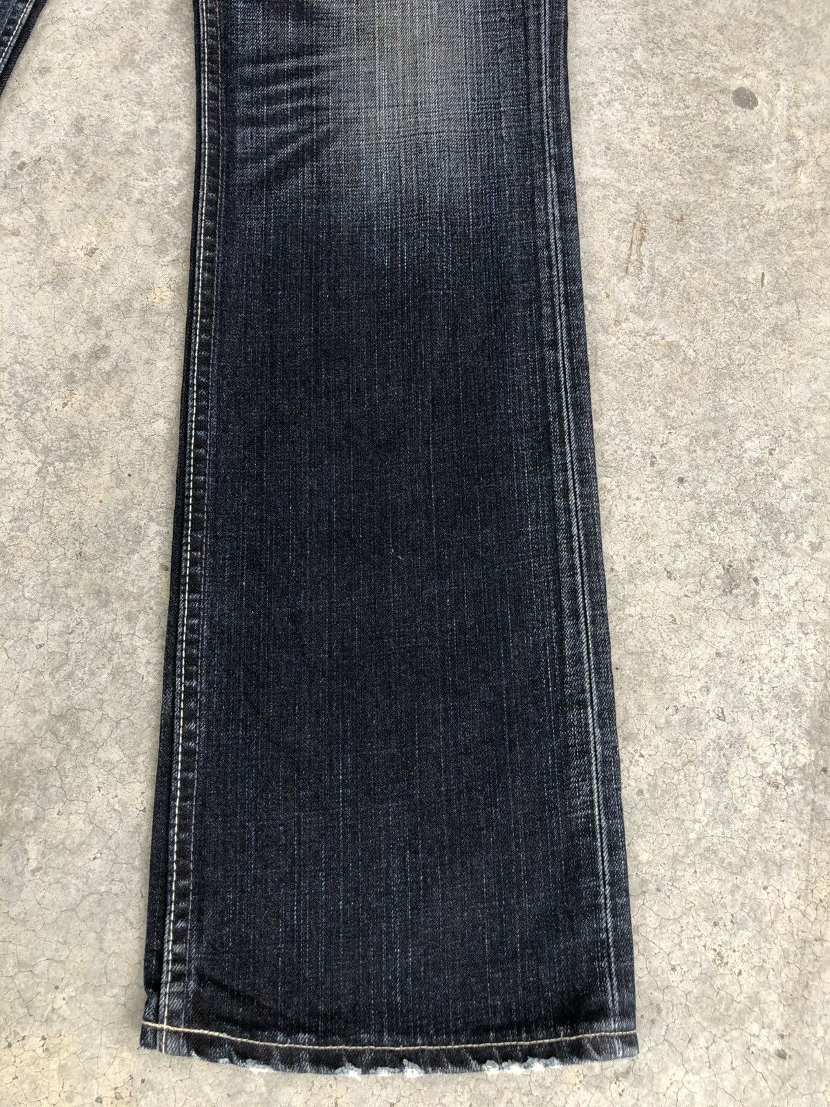 If Six Was Nine Y2k Levi’s 507 Flared Jeans Distressed Jeans Size US 31 - 7 Thumbnail